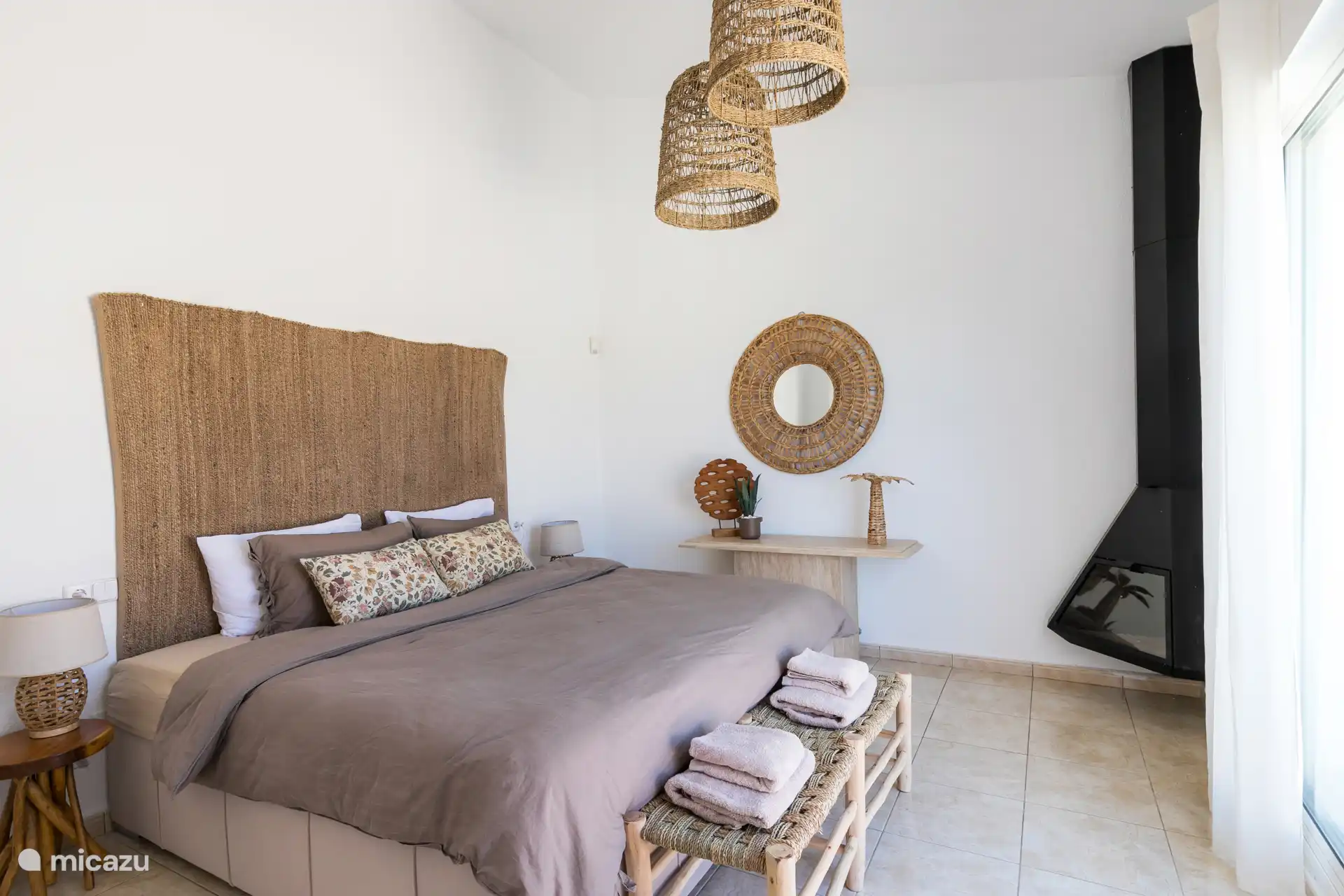Slaapkamer 3: tweepersoonsbed 200x200