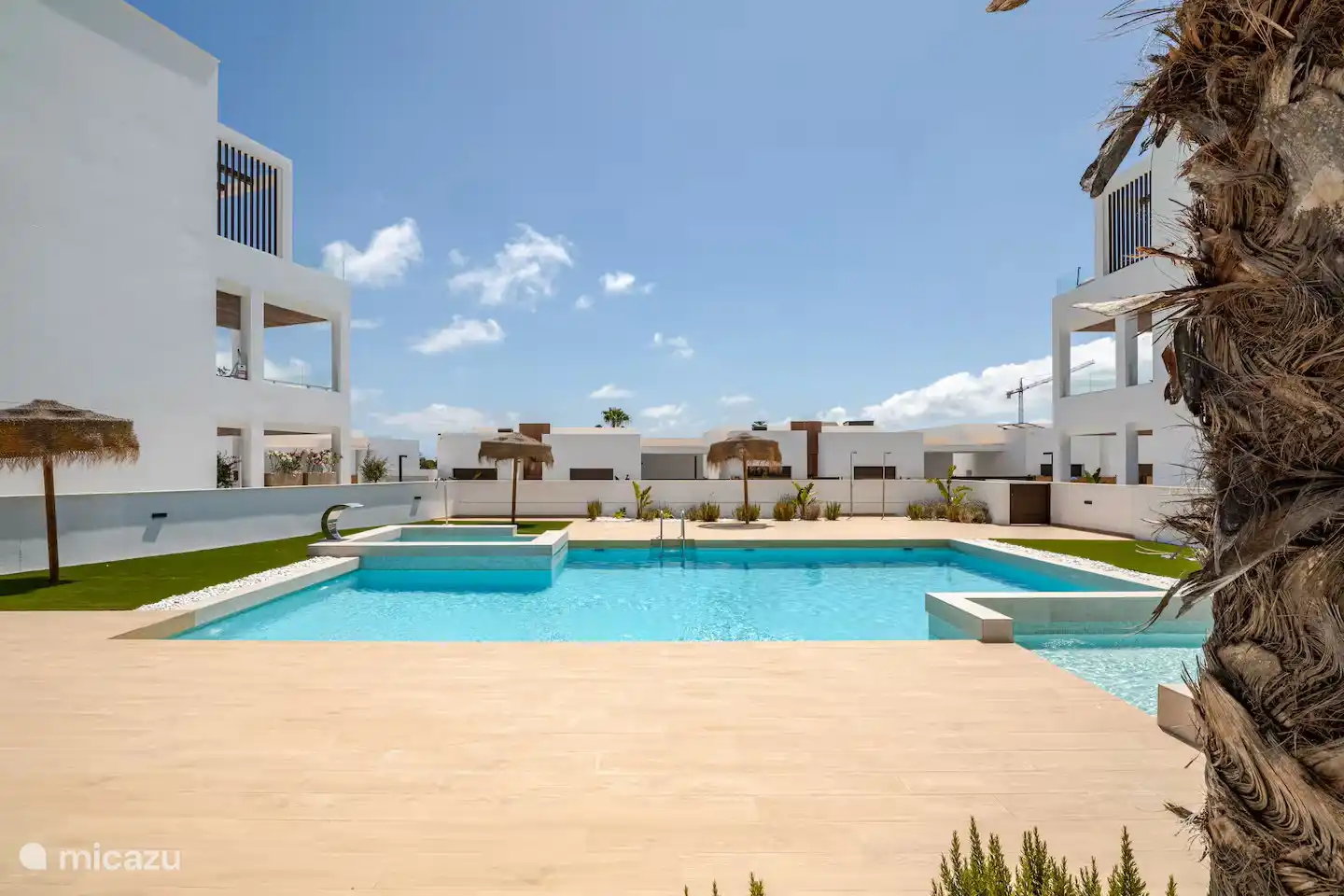 Community pool