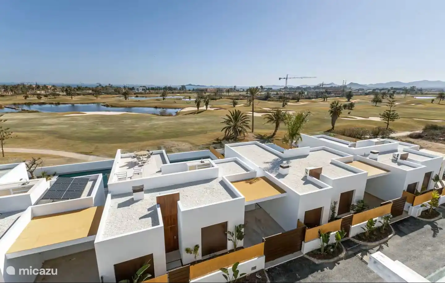 Aanliggende golfbaan