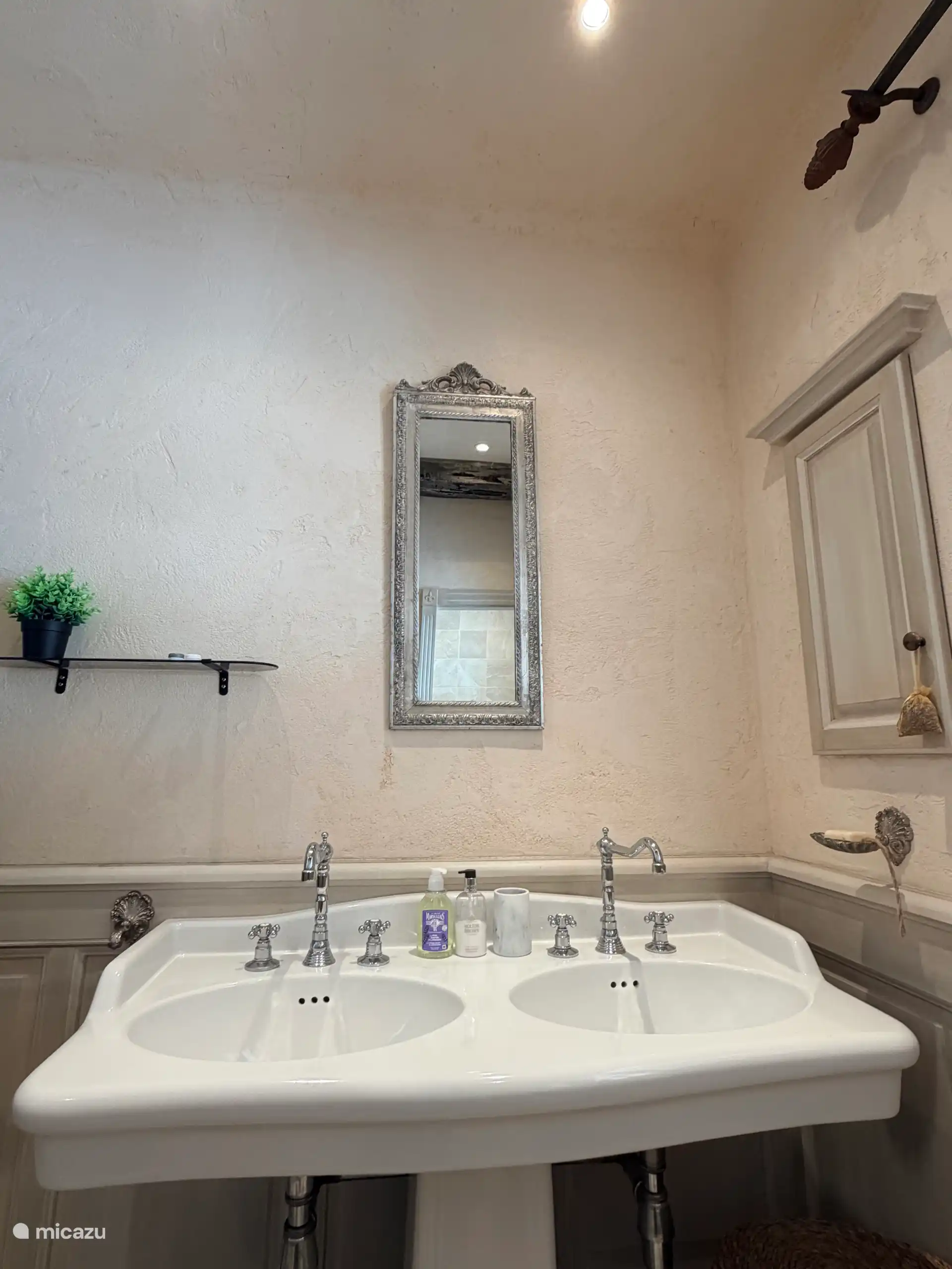 Badezimmer Erdgeschoss 