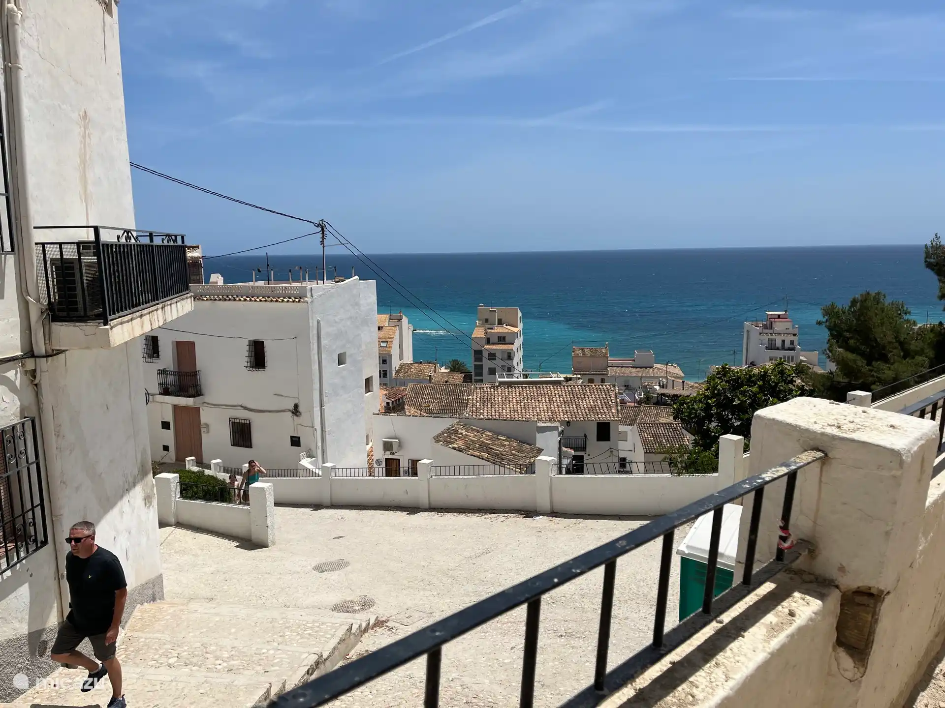 Adembenemend uitzicht vanuit de oude stad van Altea