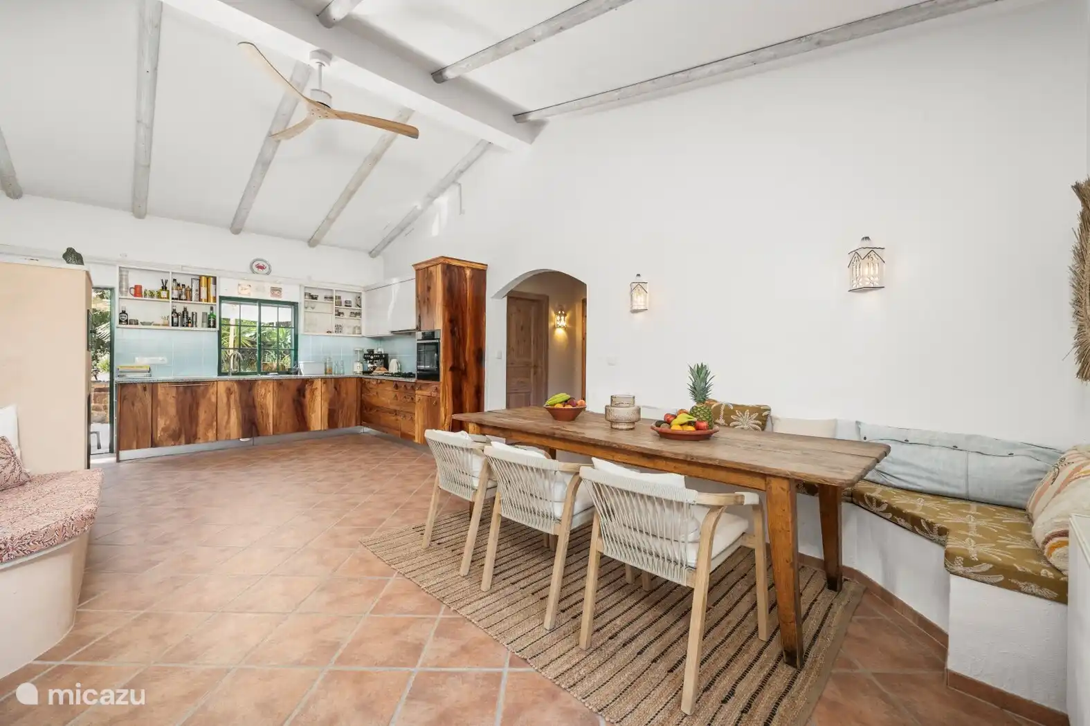 Cocina espaciosa.