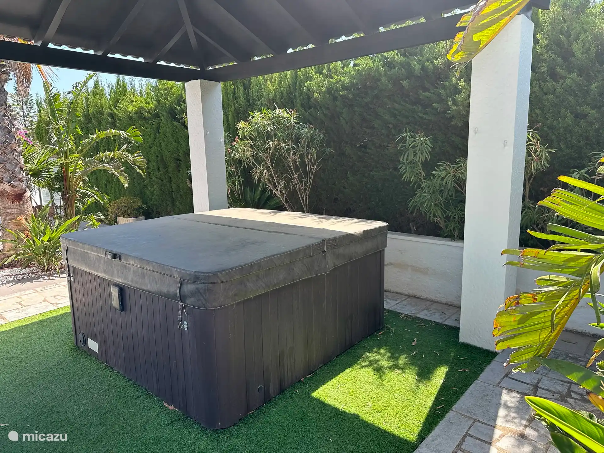 Jacuzzi