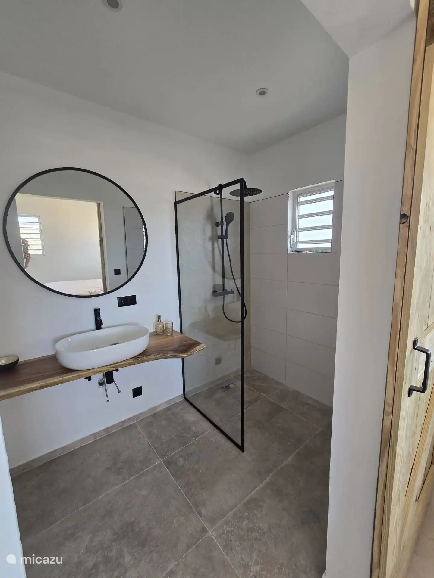 Badezimmer 1