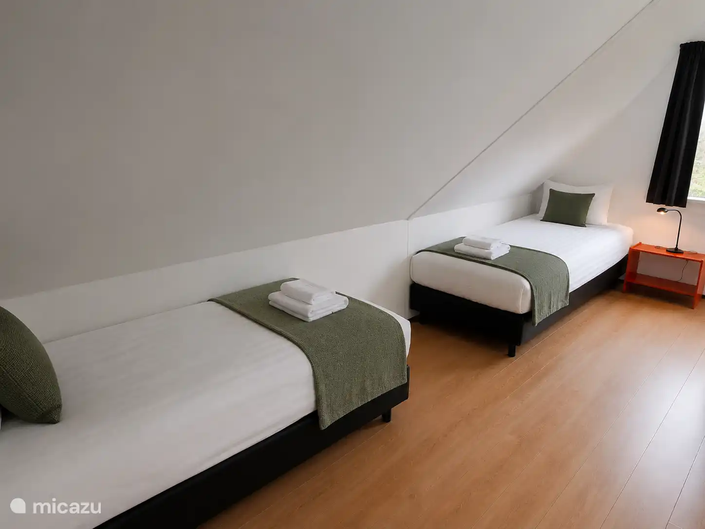 Chambre 3 au rez-de-chaussée
