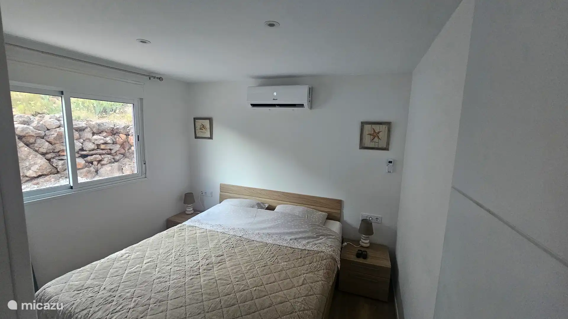 Chambre principale avec climatisation