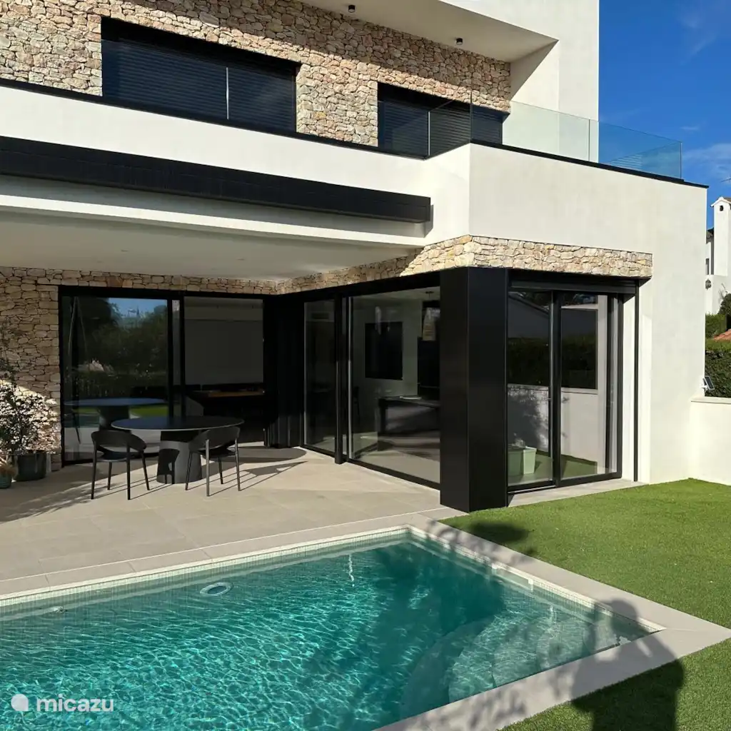 Villa CYGAAR in Cambrils