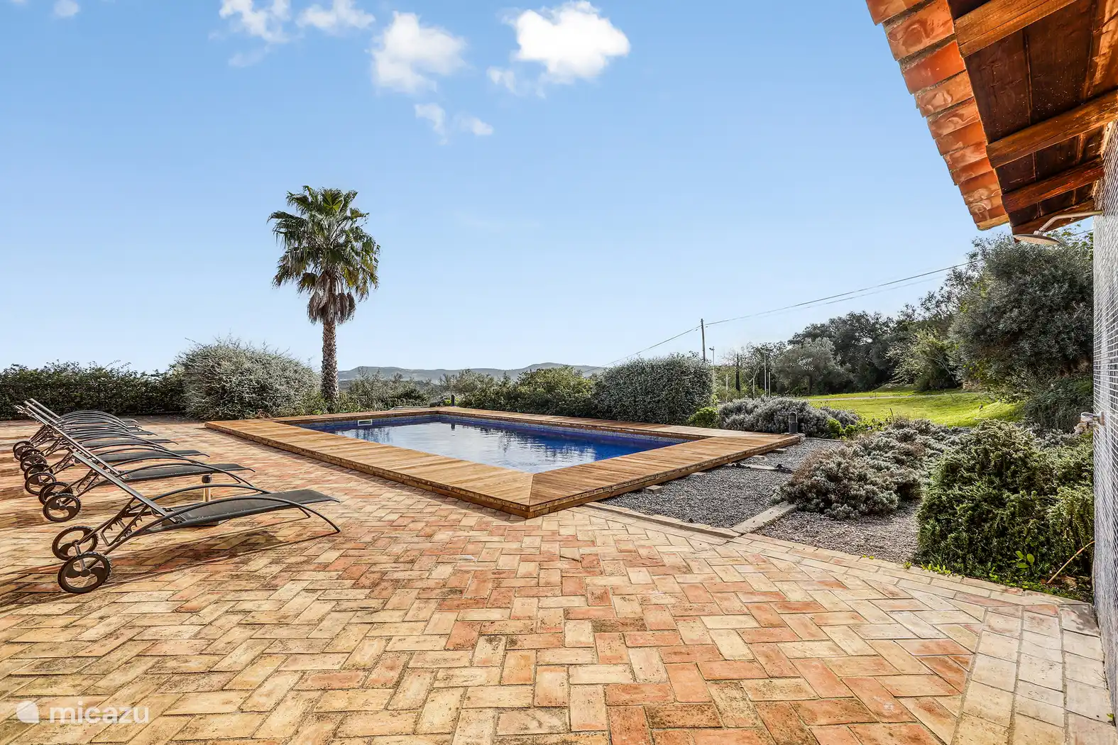 Piscina con vistas