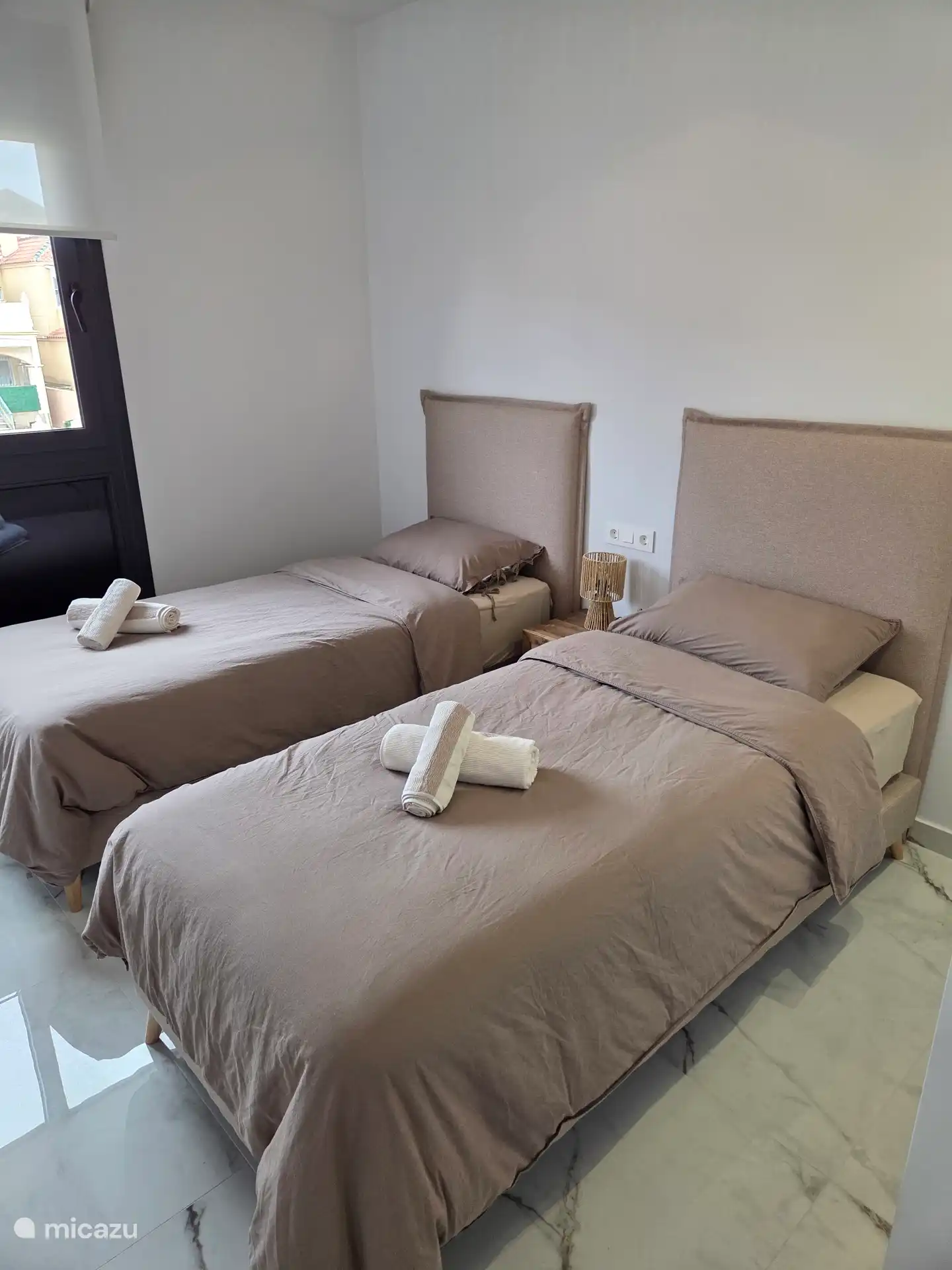 2. Schlafzimmer
