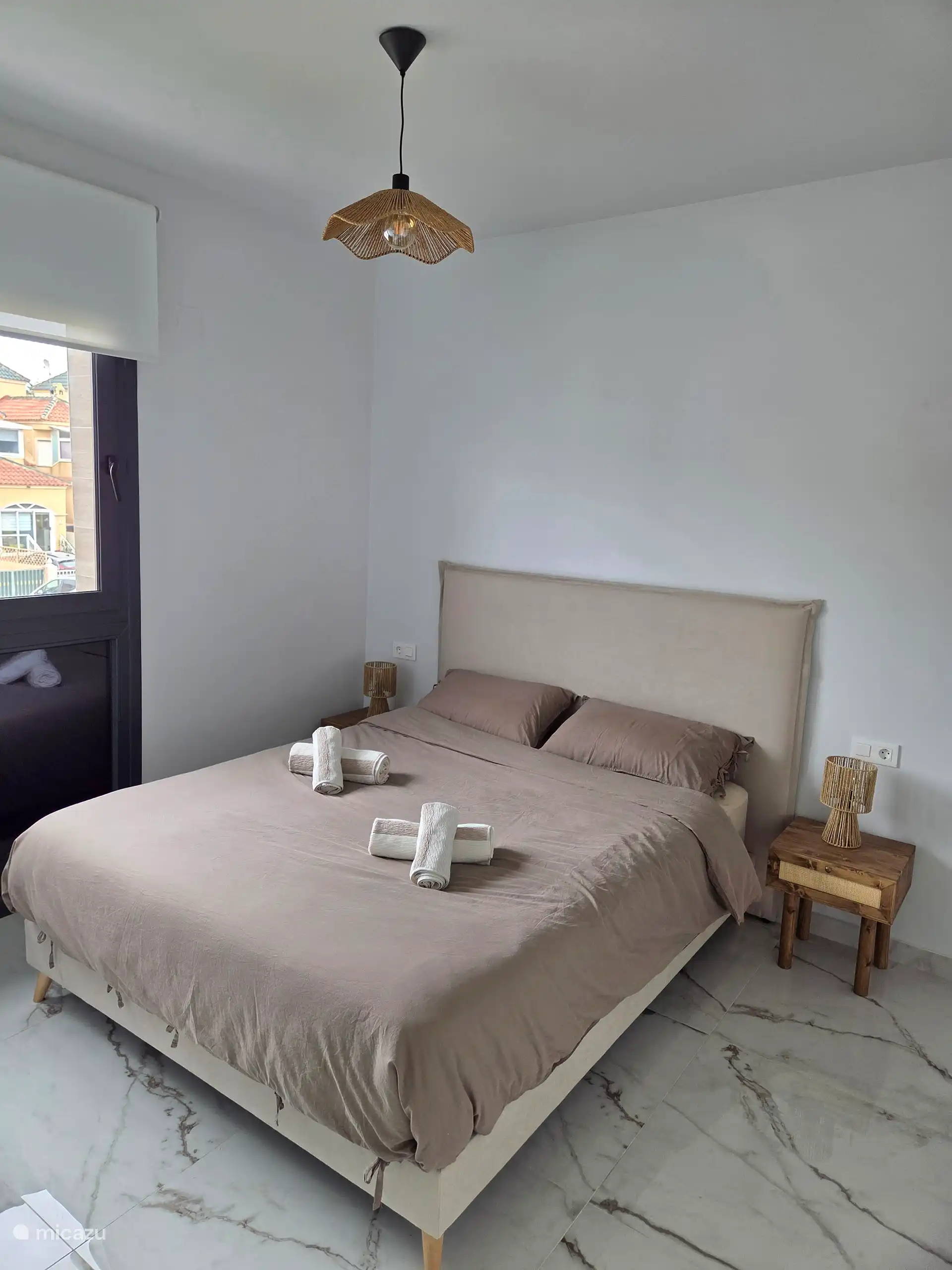 1. Schlafzimmer
