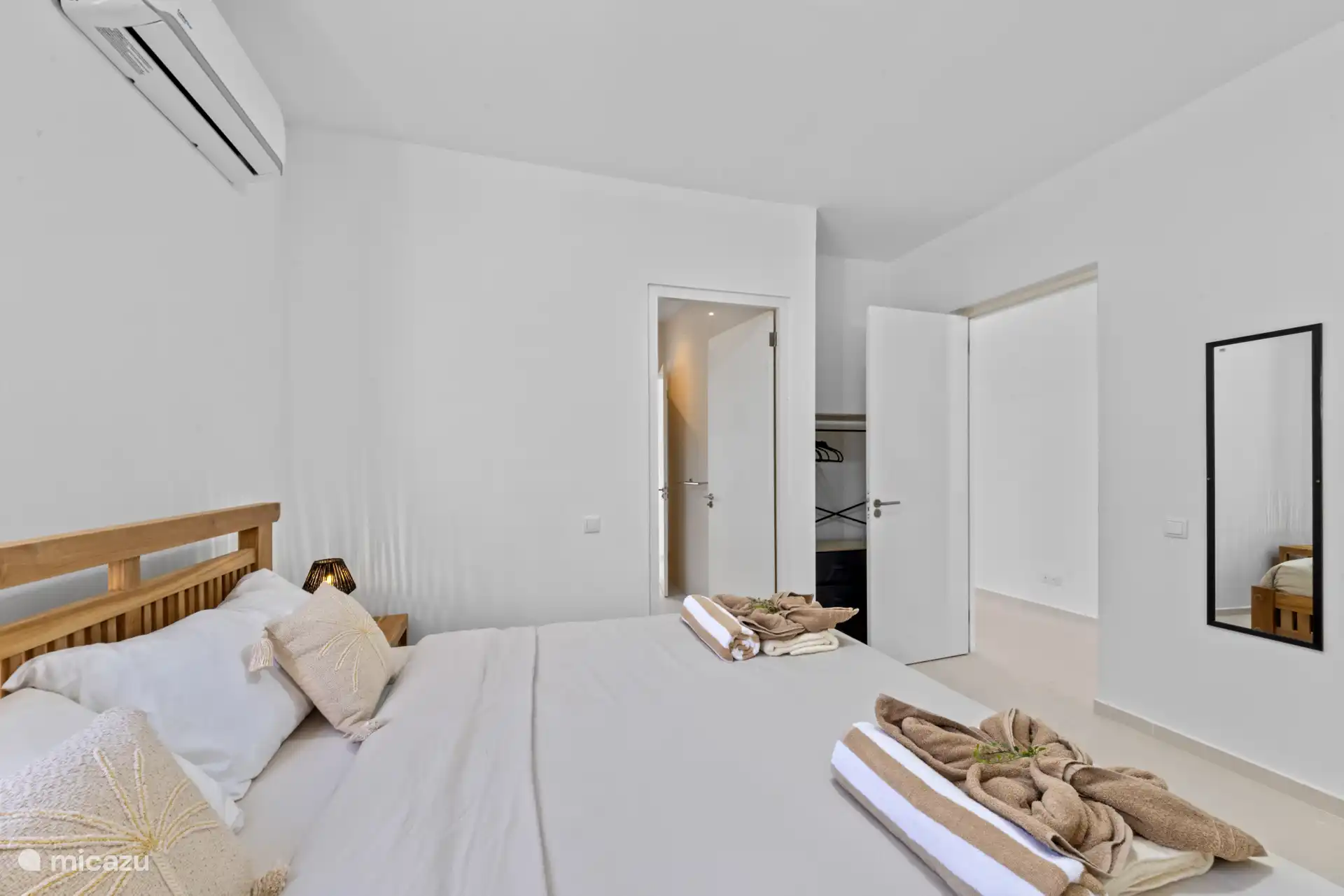 Schlafzimmer 2
