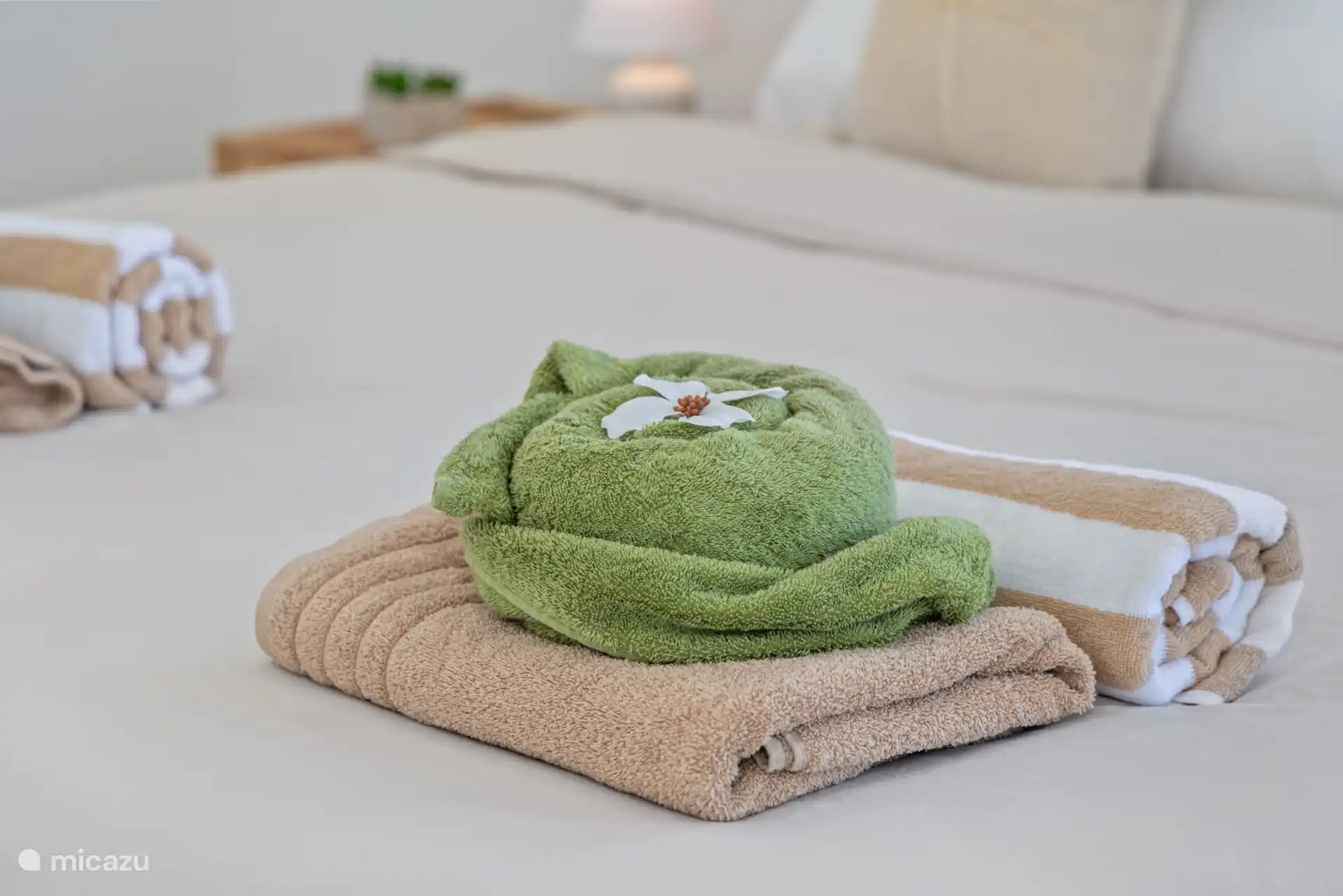 Jedes Schlafzimmer wurde sorgfältig für einen entspannten Aufenthalt vorbereitet.