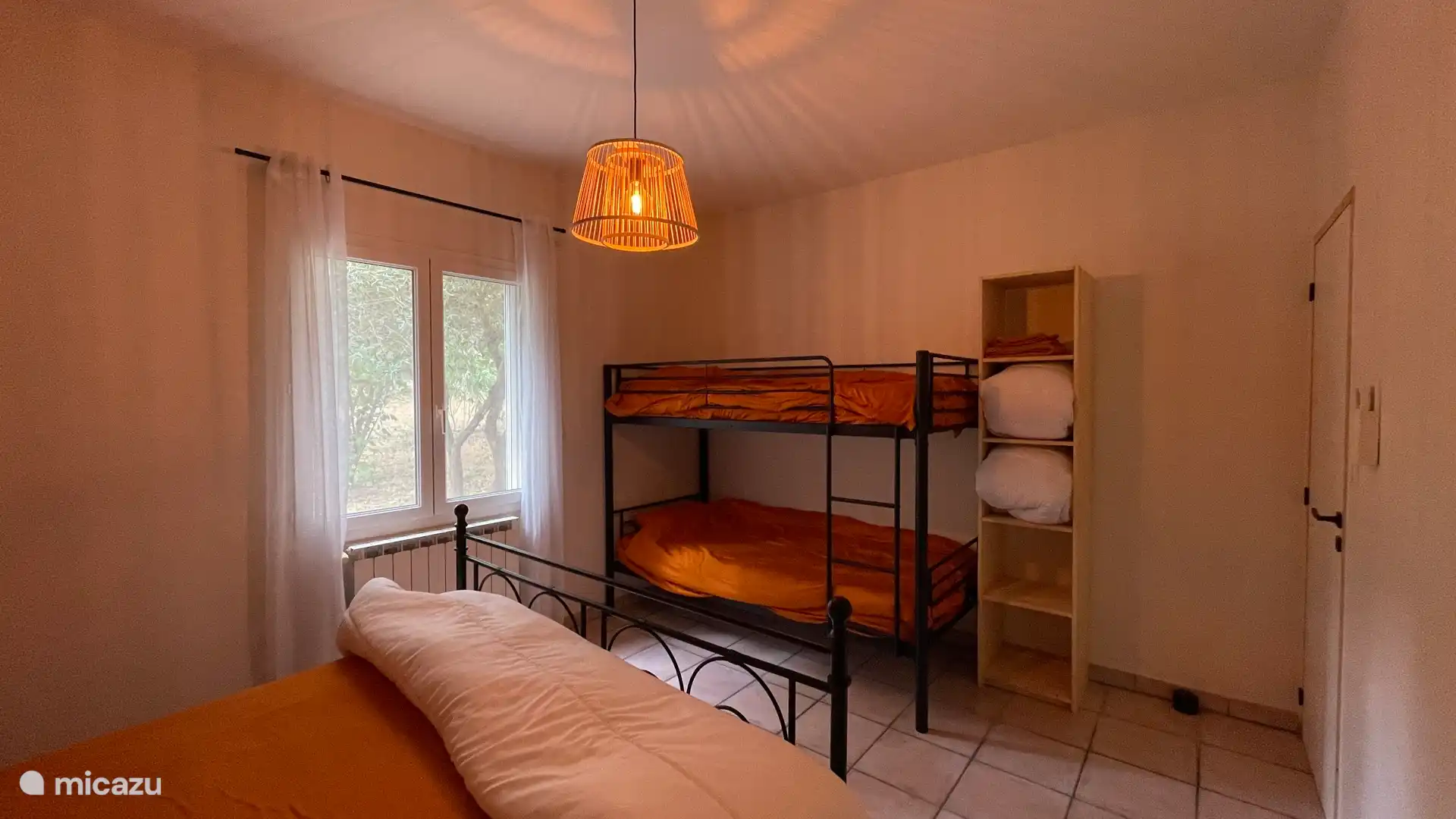 Schlafzimmer 3