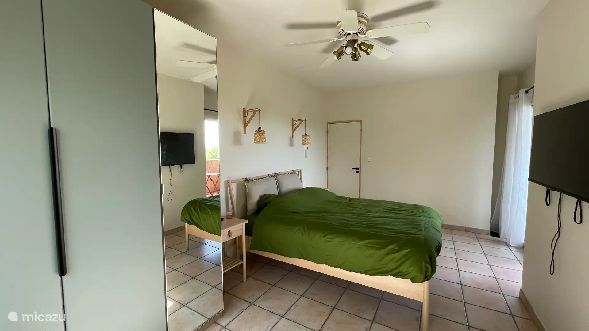Schlafzimmer 4 oben