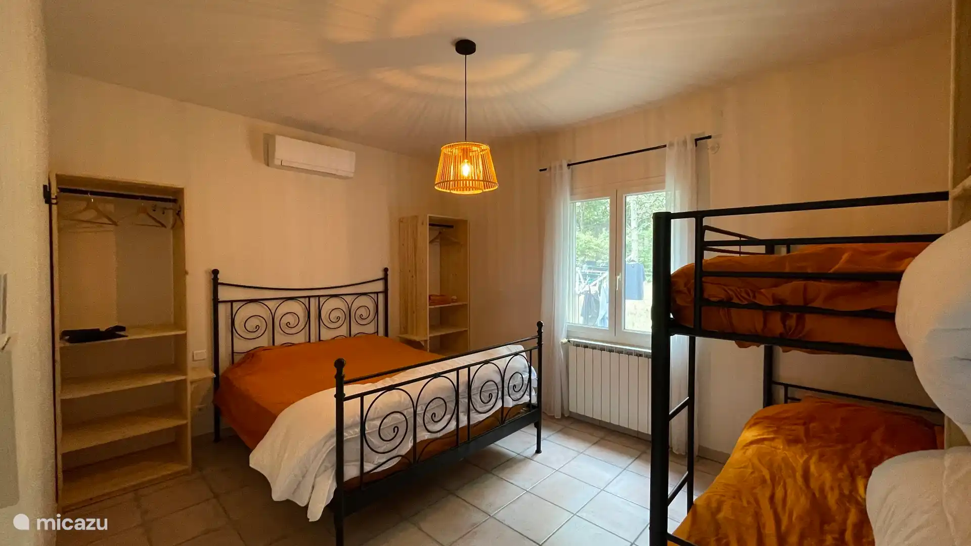 Schlafzimmer 3