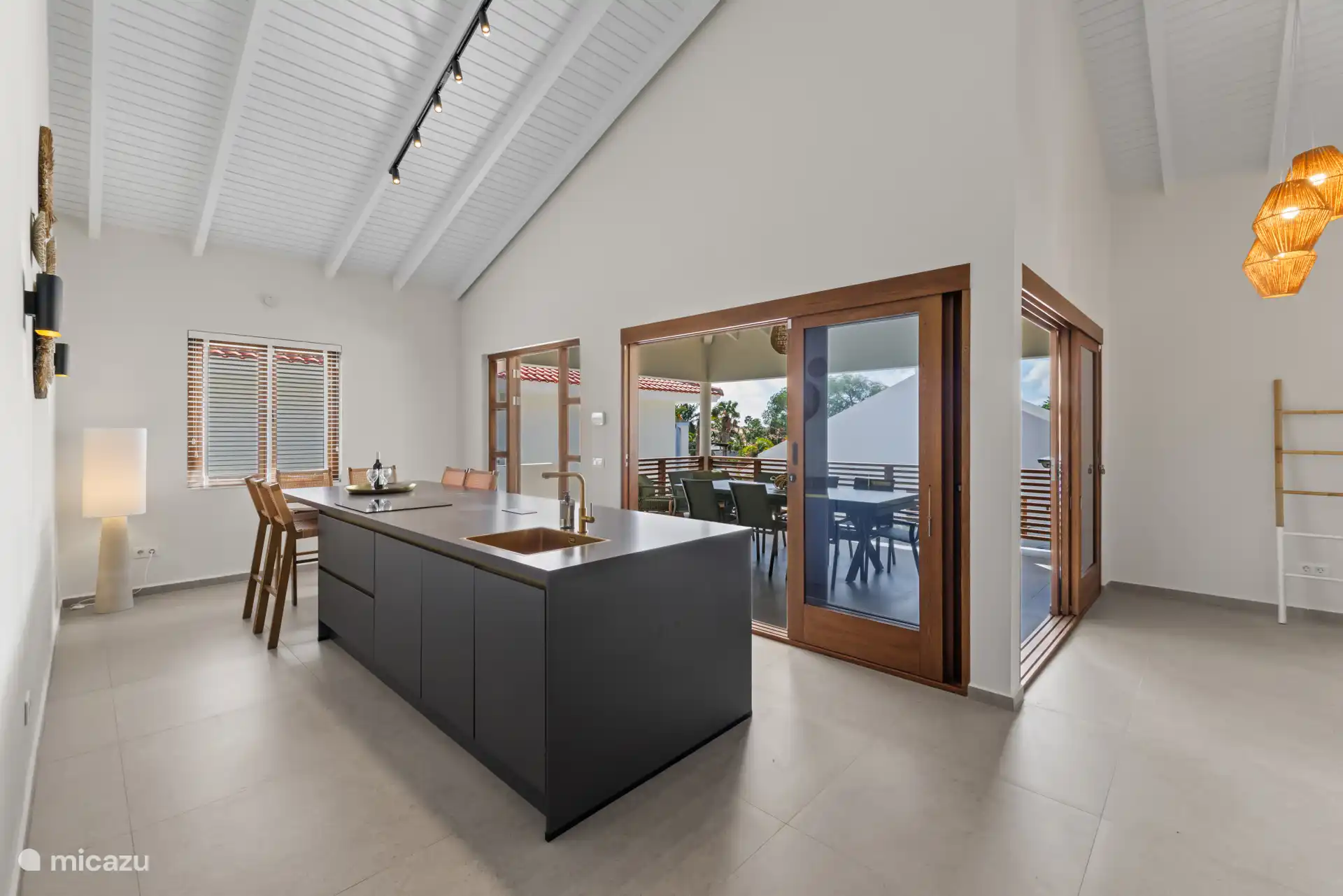 Keuken en porch Penthouse