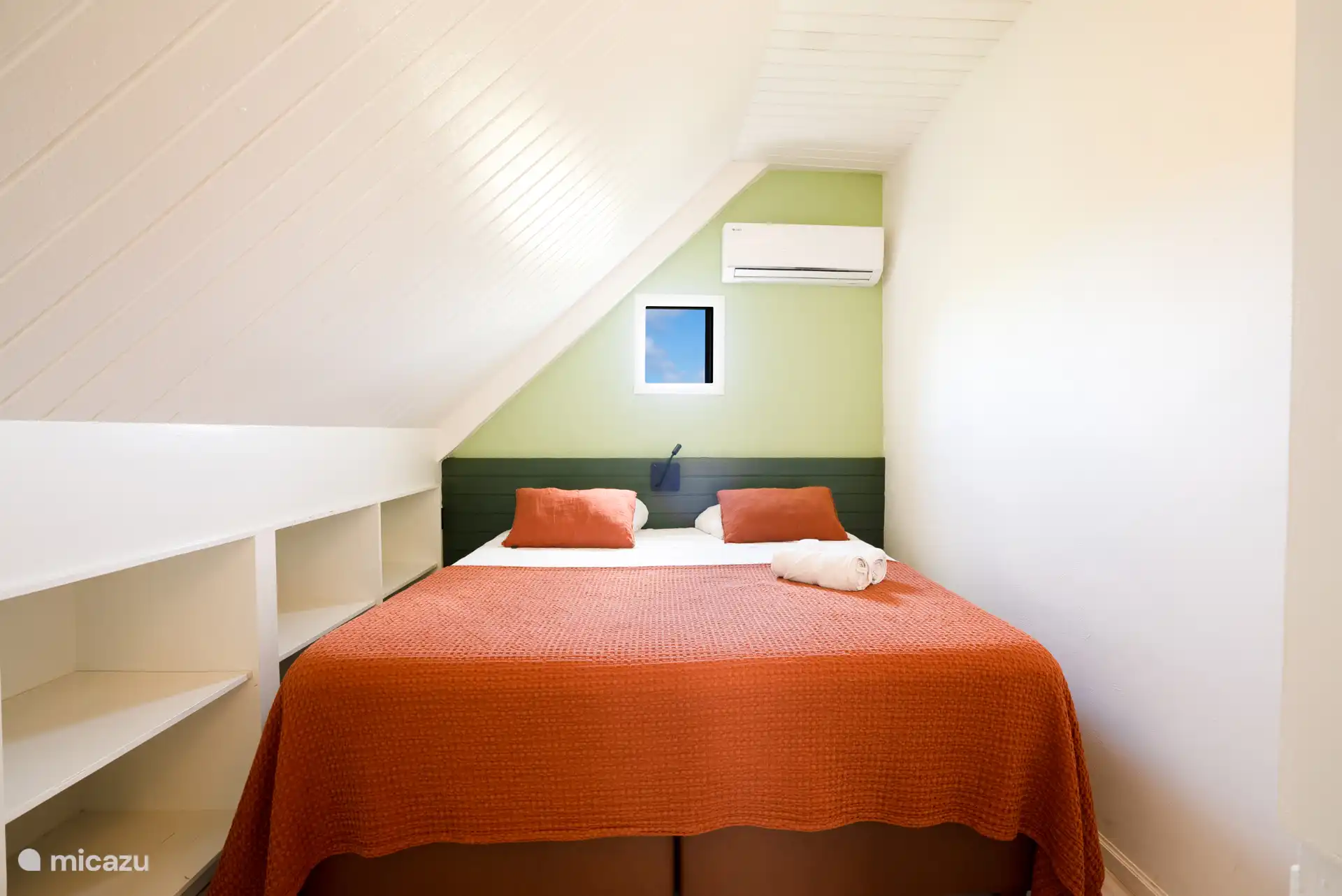 Dormitorio de arriba