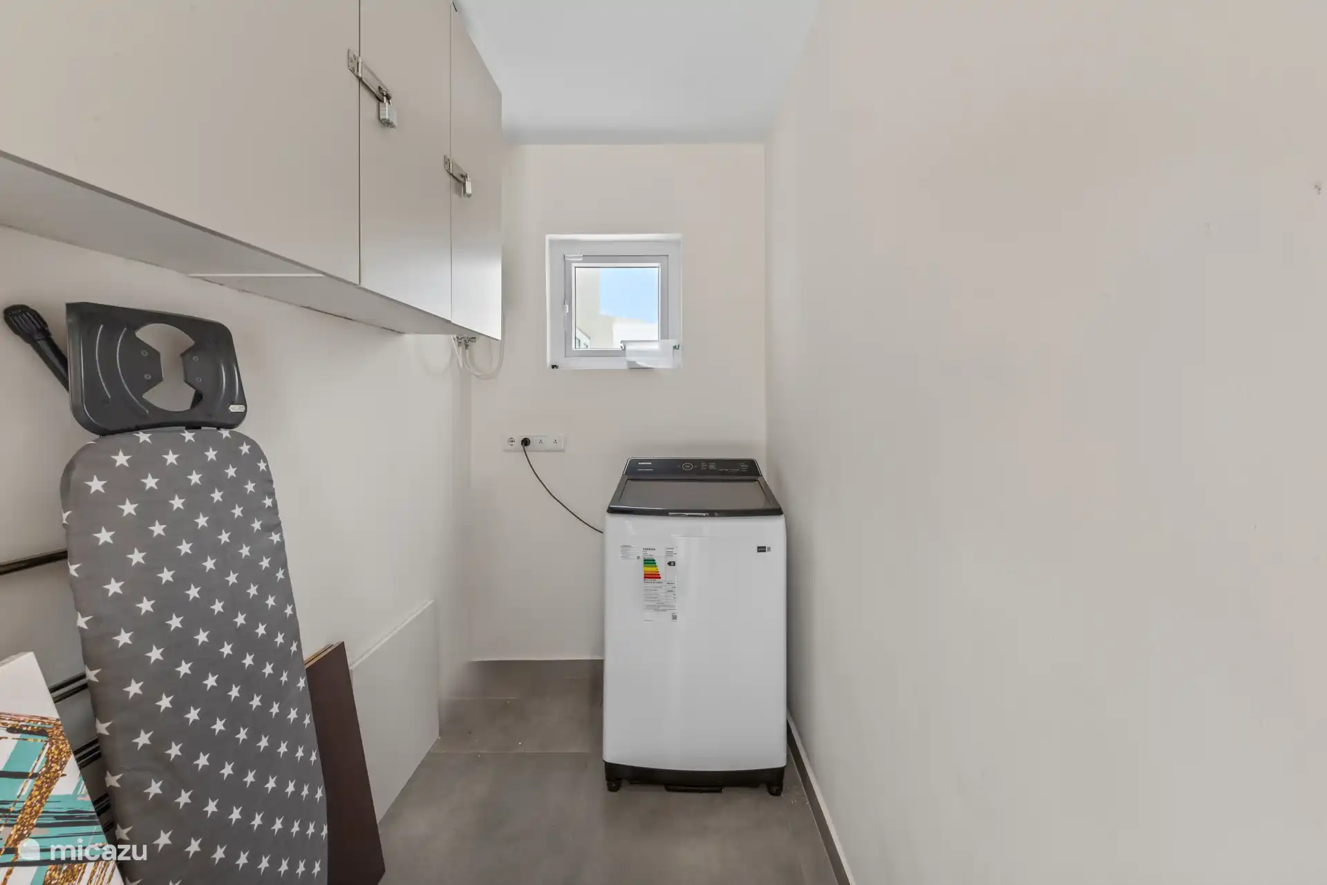 Voor extra gemak is Casa Blanca voorzien van een aparte wasruimte met wasmachine