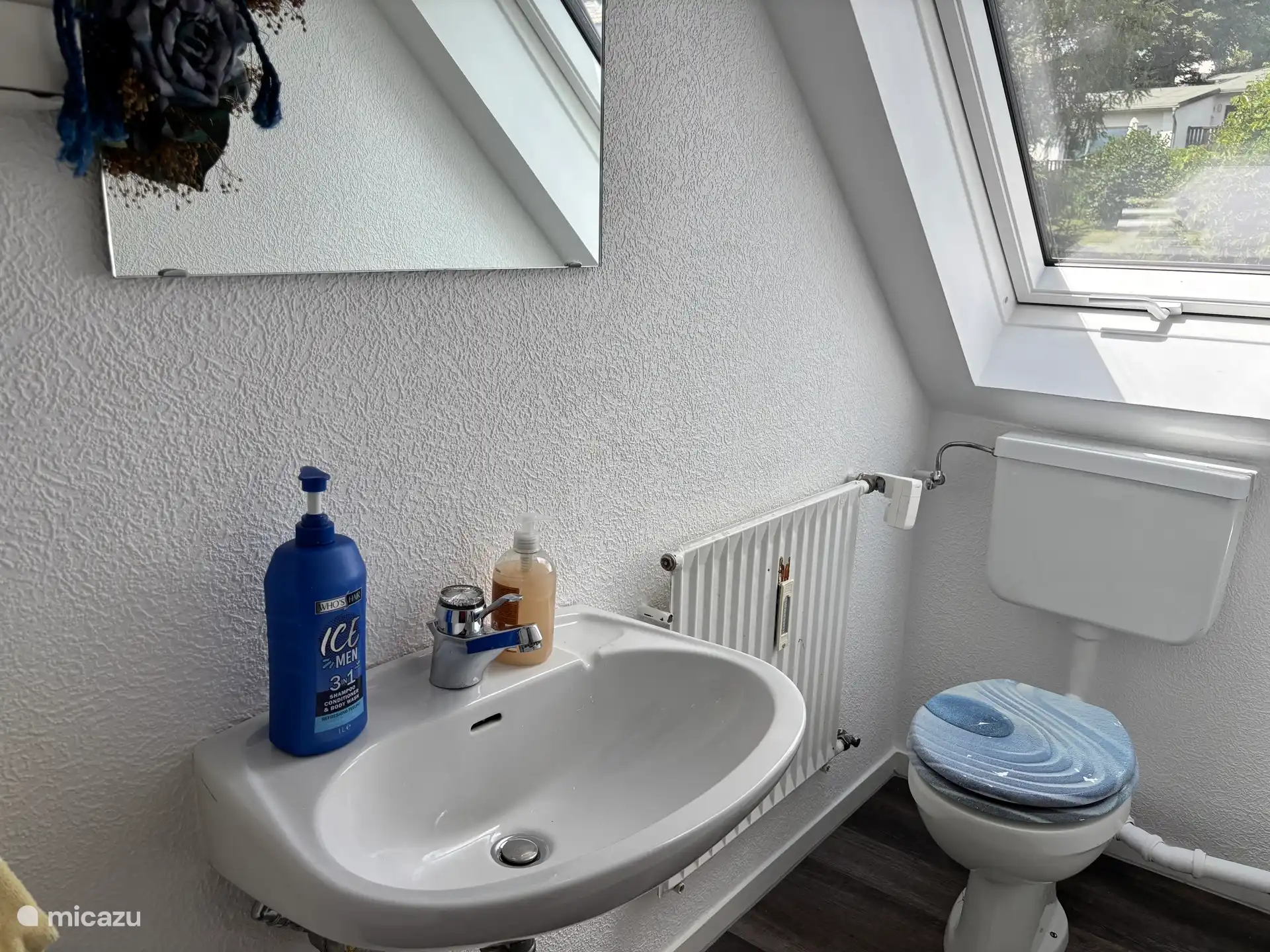 Bathroom 4