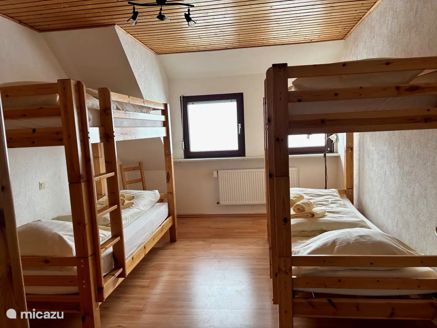 Bedroom Apartment 3