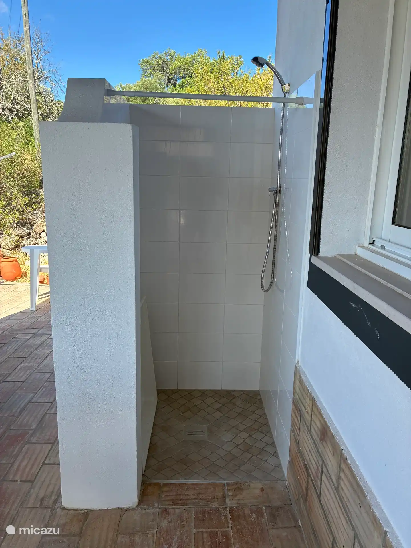 Buitendouche (alleen koud water)