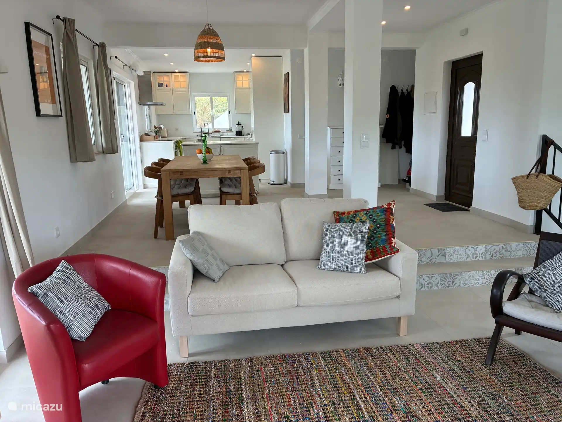 Open ruimte lounge, keuken