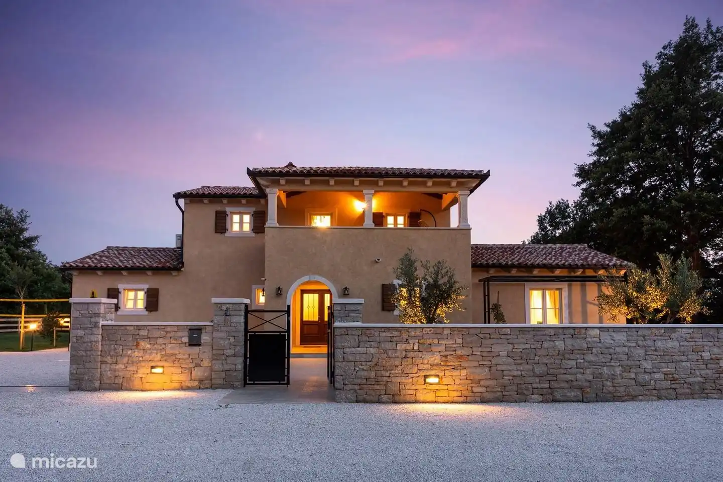 entree villa