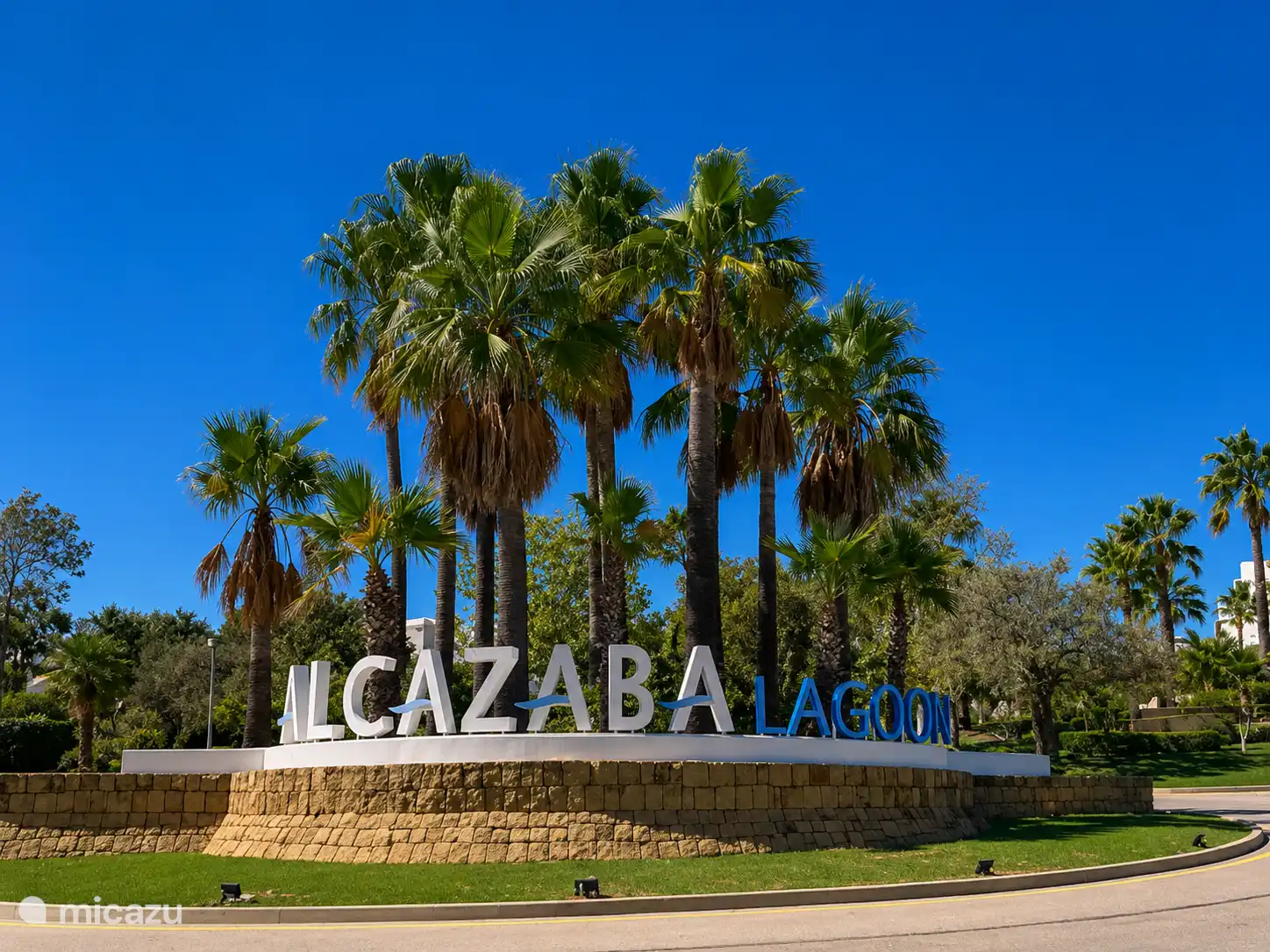 Alcazaba lagoon
