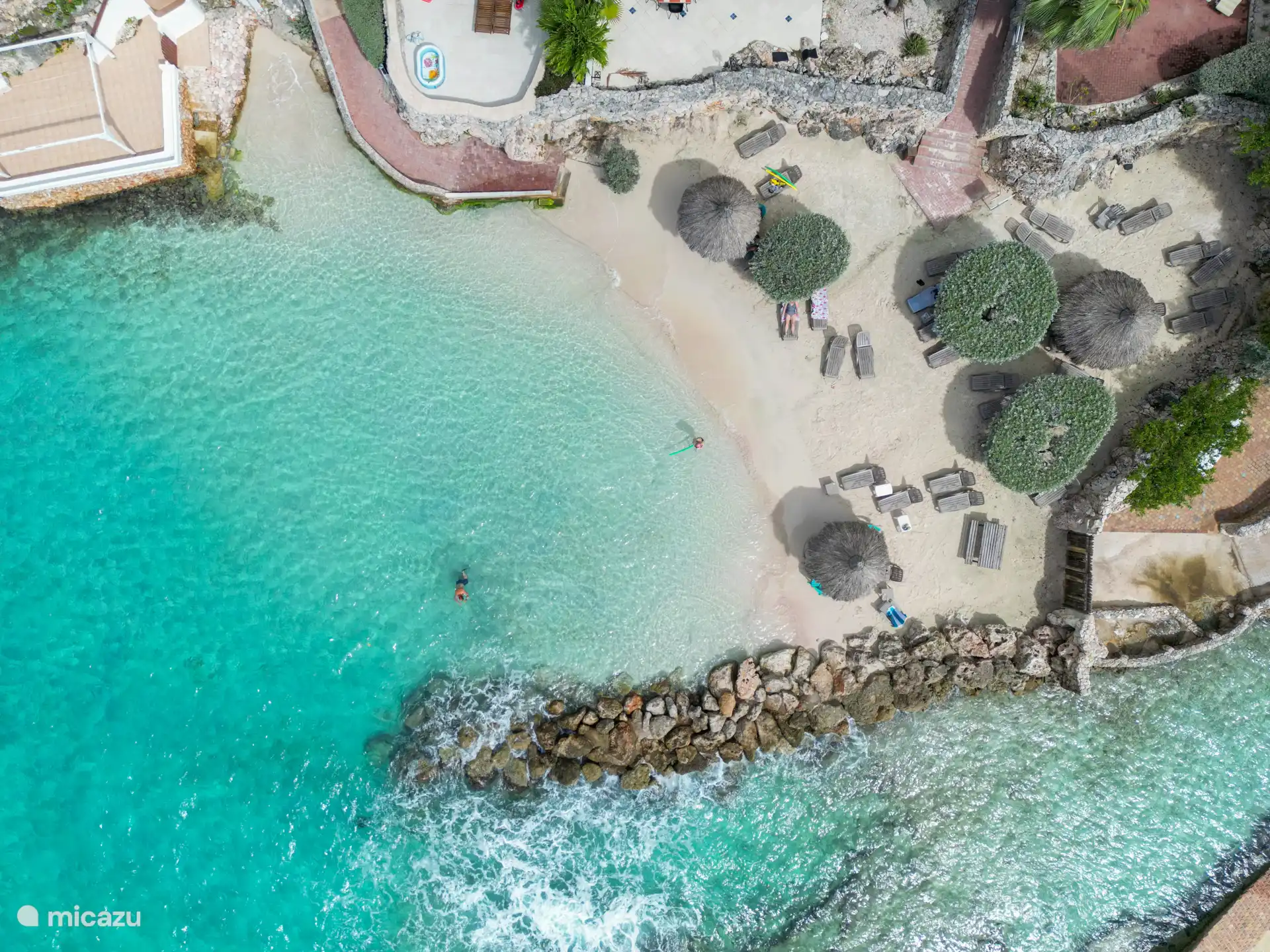 Privé strand van Ocean Resort