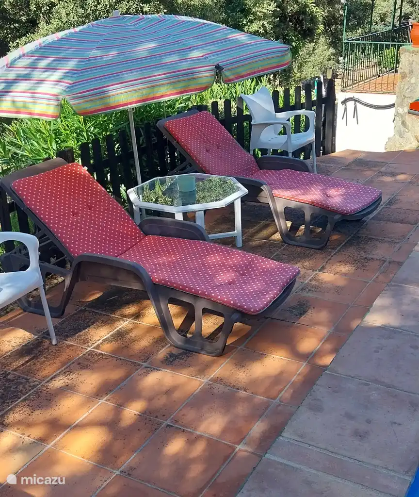 Landelijk huis-ecotoerisme en naturisme