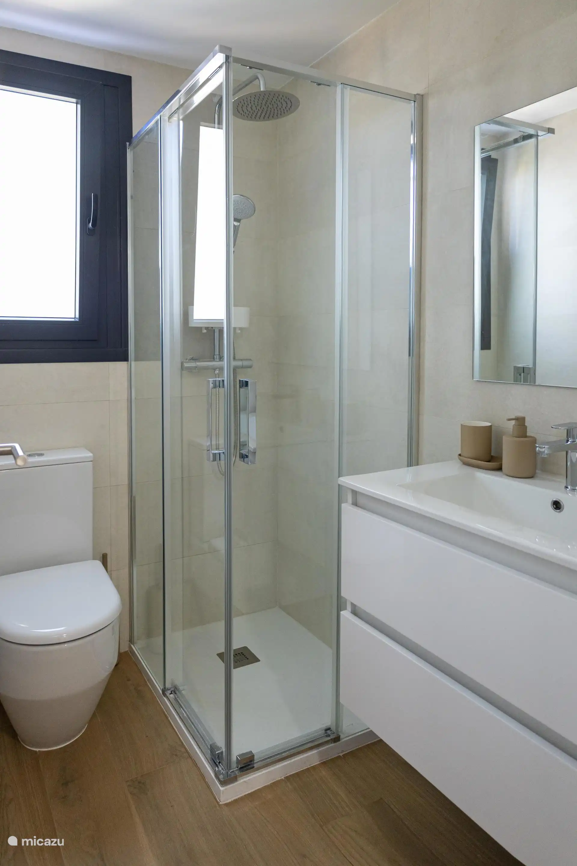 Tweede badkamer