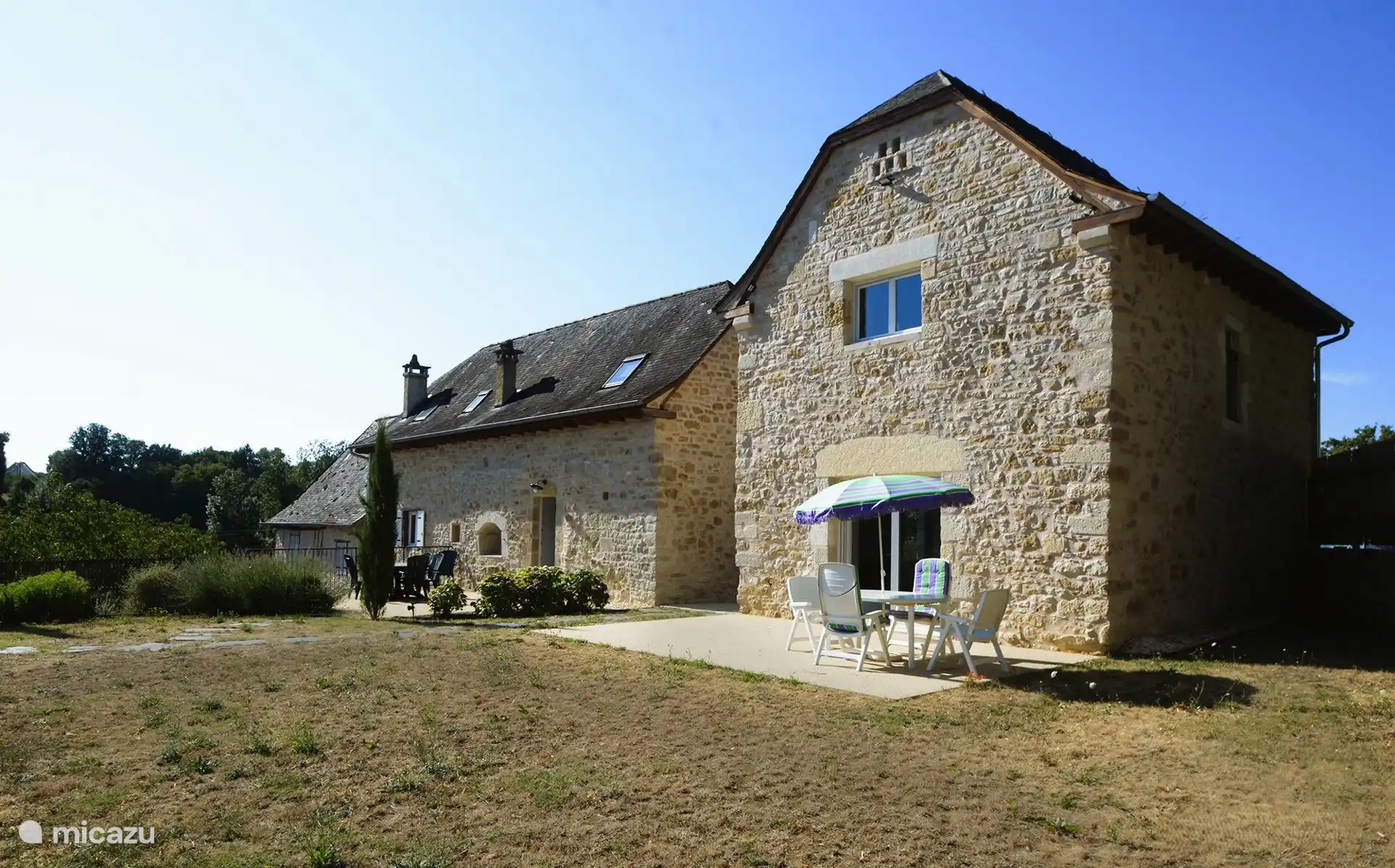Vakantiehuis met pool house en privé zwembad