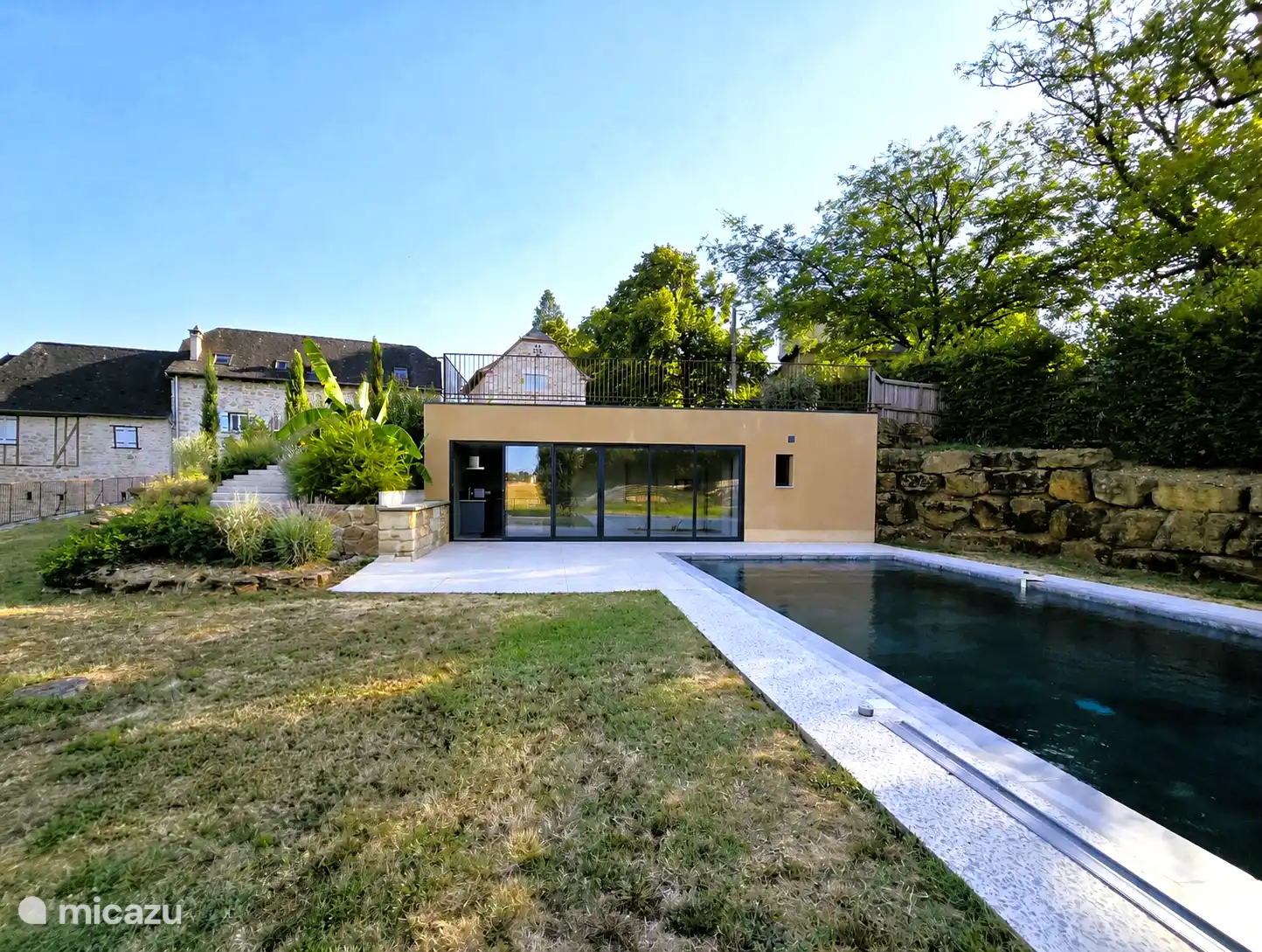 Vakantiehuis met pool house en privé zwembad