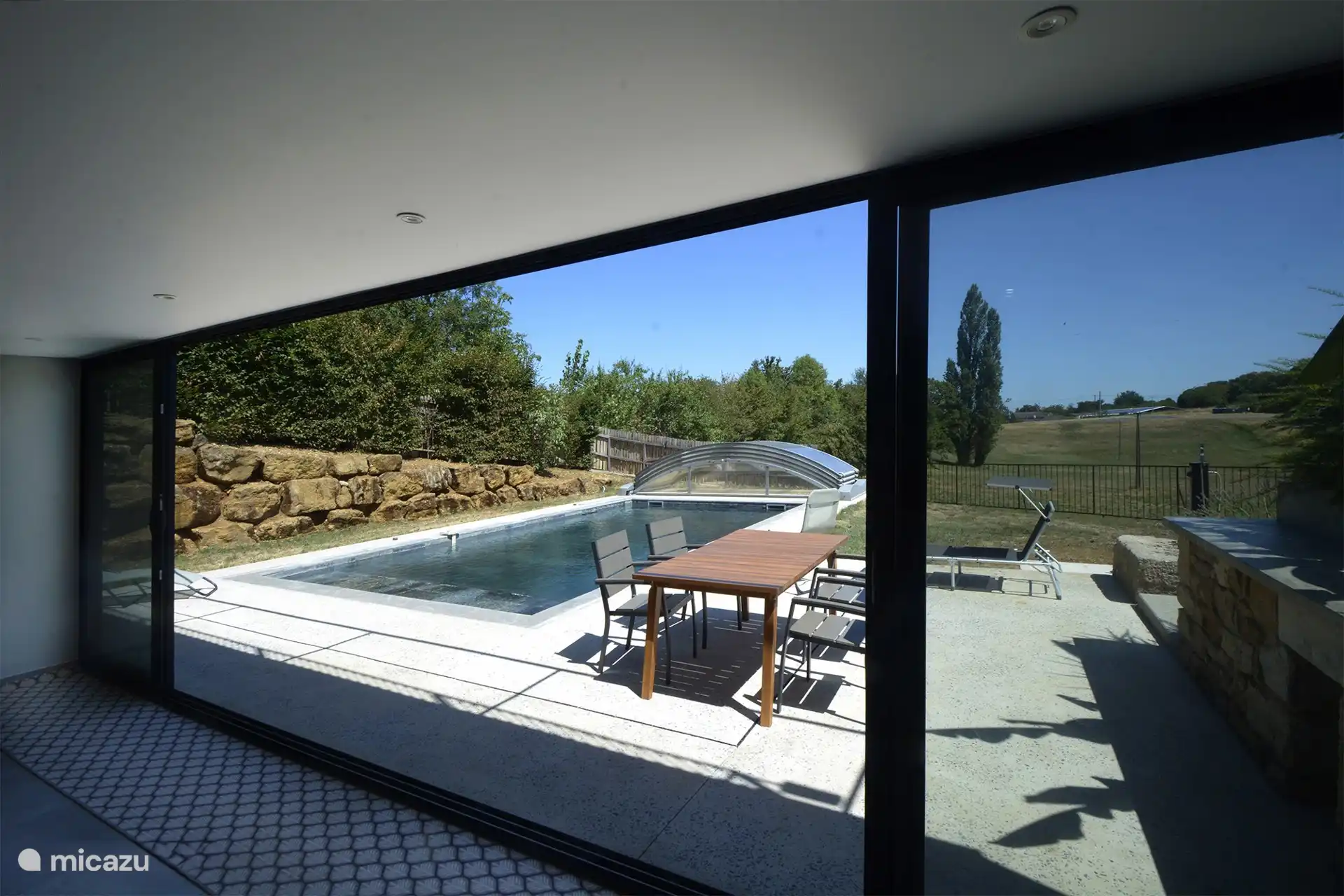 Vakantiehuis met pool house en privé zwembad