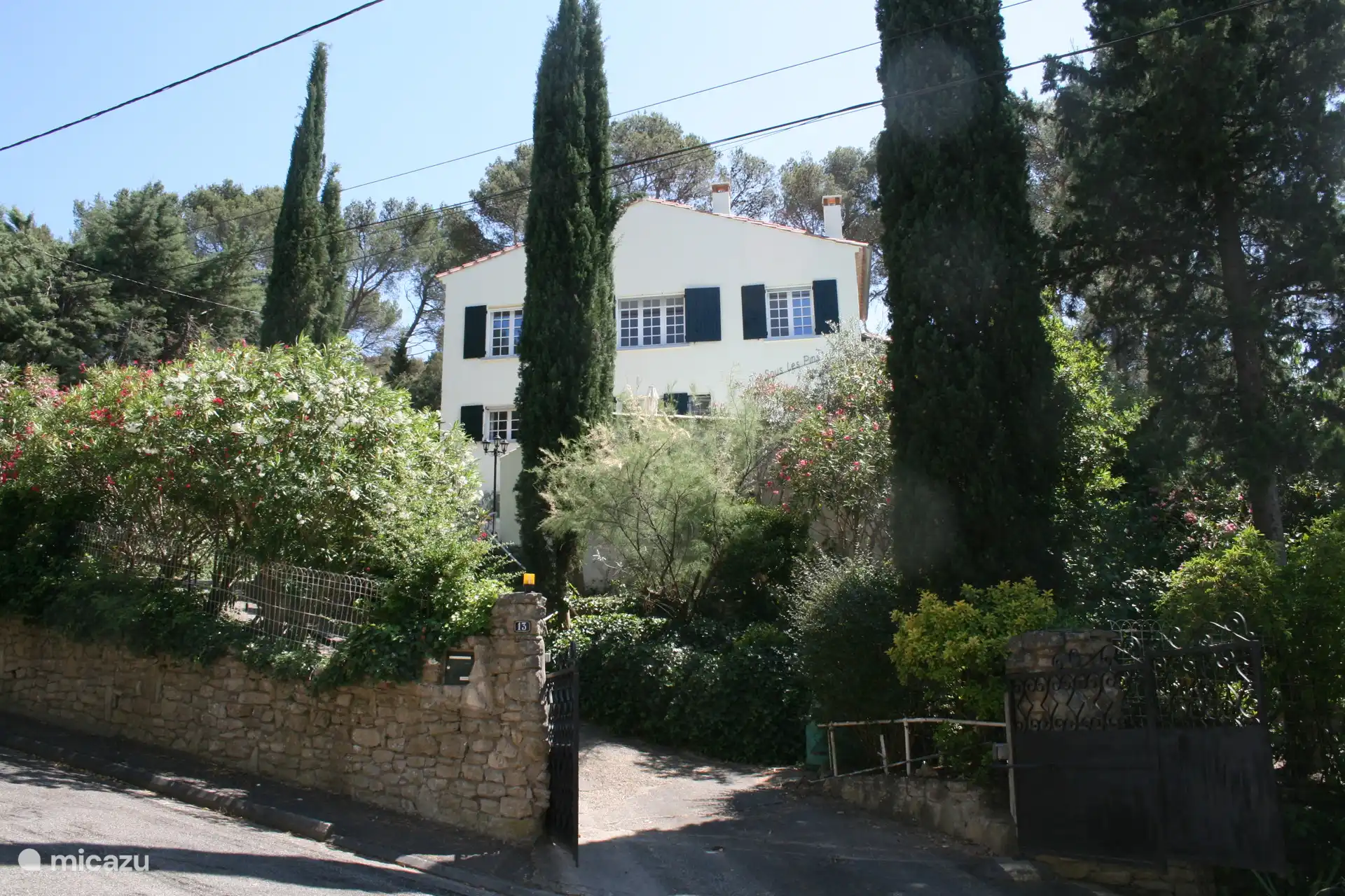 vakantiehuis huren in Frankrijk, Bouches-du-Rhône, Saint-Étienne-du-Grès – Sous les Pins