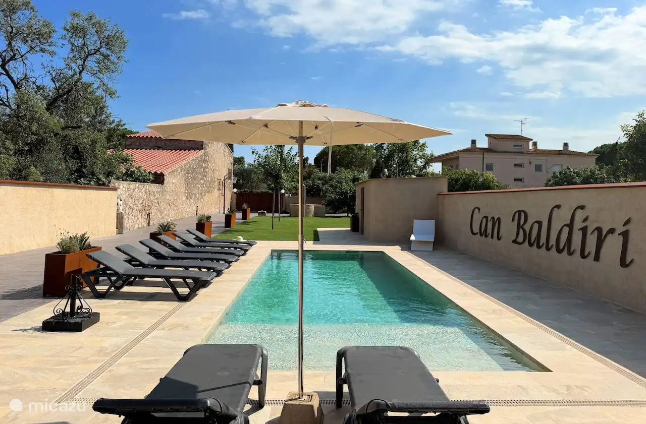 Already feel like taking a dip in the beautiful swimming pool? There is a beach in it so you can also chill out.