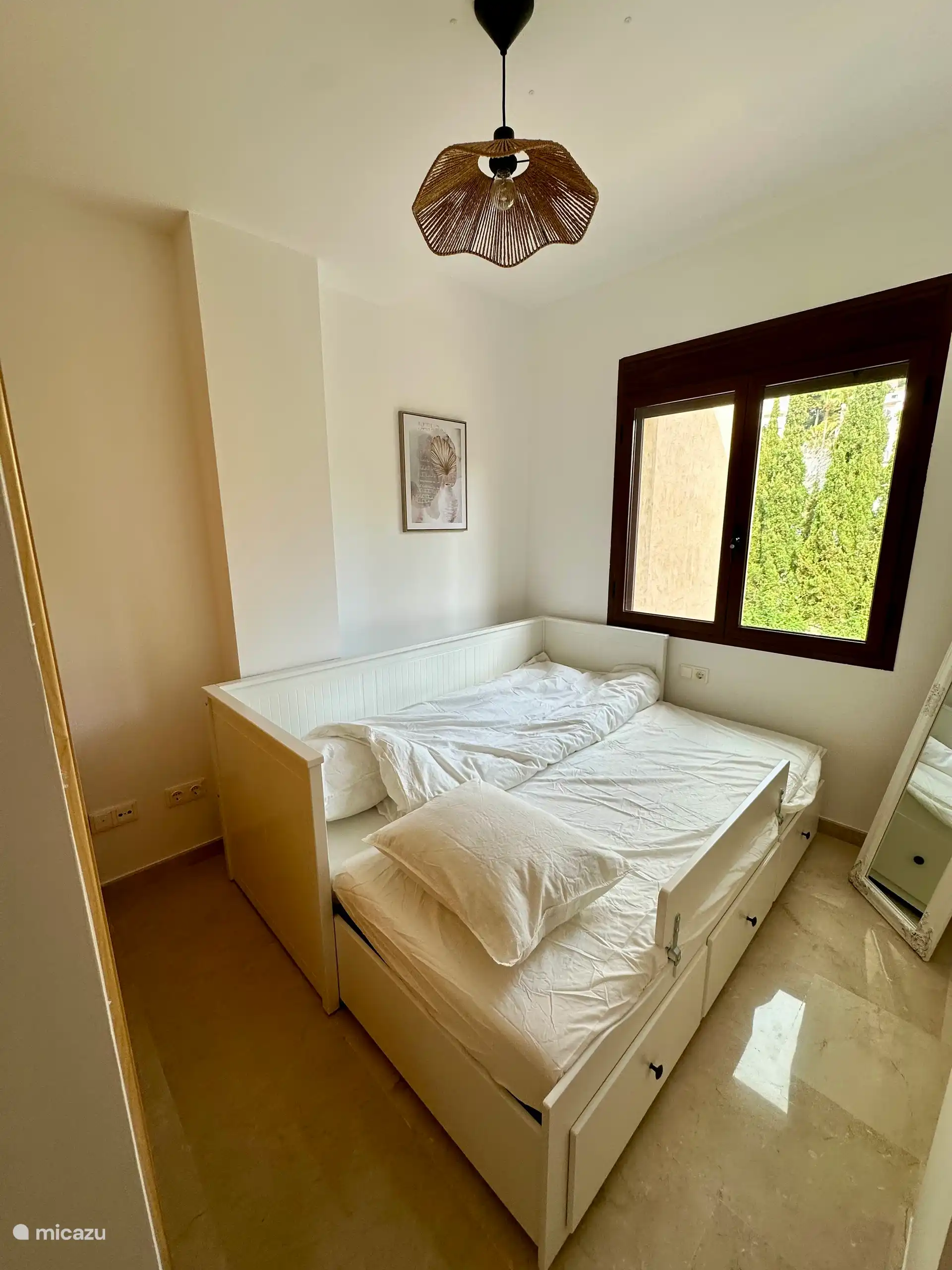 2de slaapkamer