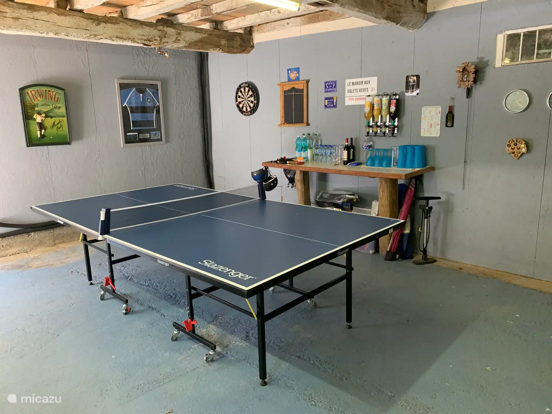 Steigern Sie Appetit in unserem Clubhaus – Tischtennis, Dart oder nutzen Sie die Fitnessgeräte.