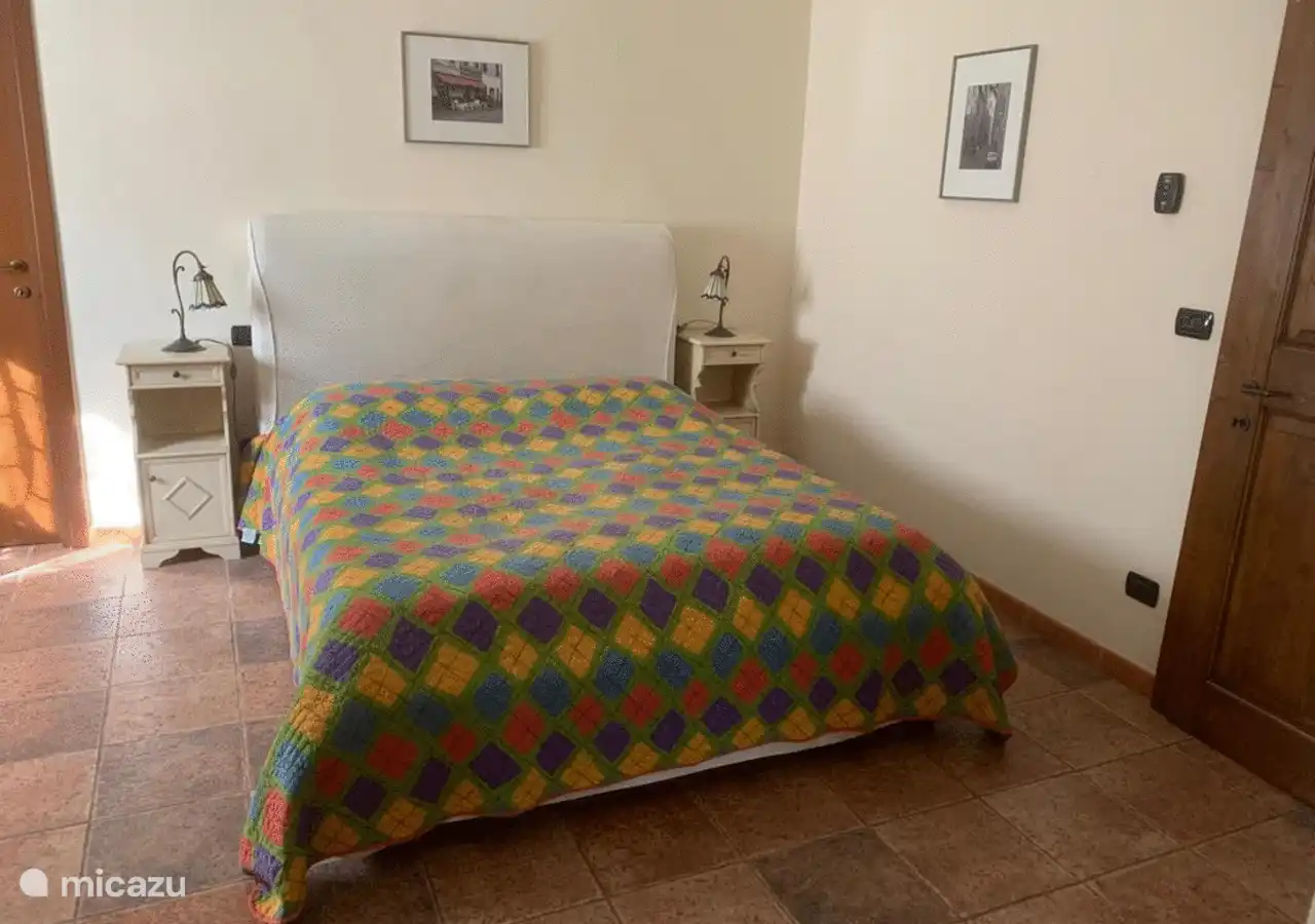 Bedroom with double bed