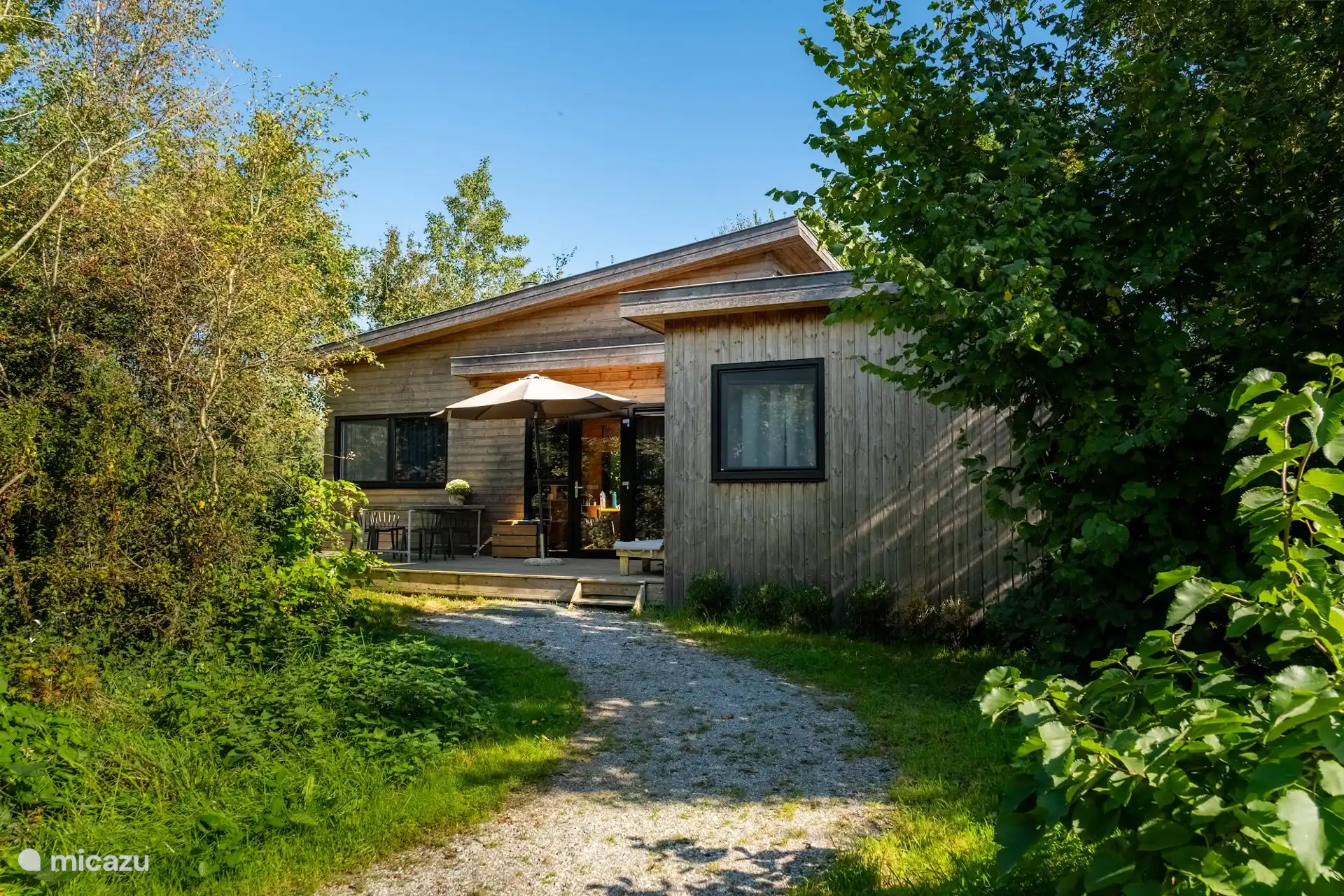vakantiehuis huren in Goëngahuizen, Friesland, Nederland -  Waterlodge Ljurk