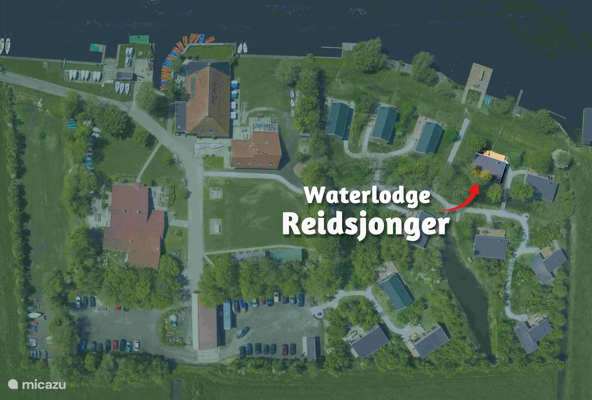 Luchtfoto van het park met de locatie van Waterlodge Reidsjonger duidelijk aangegeven.