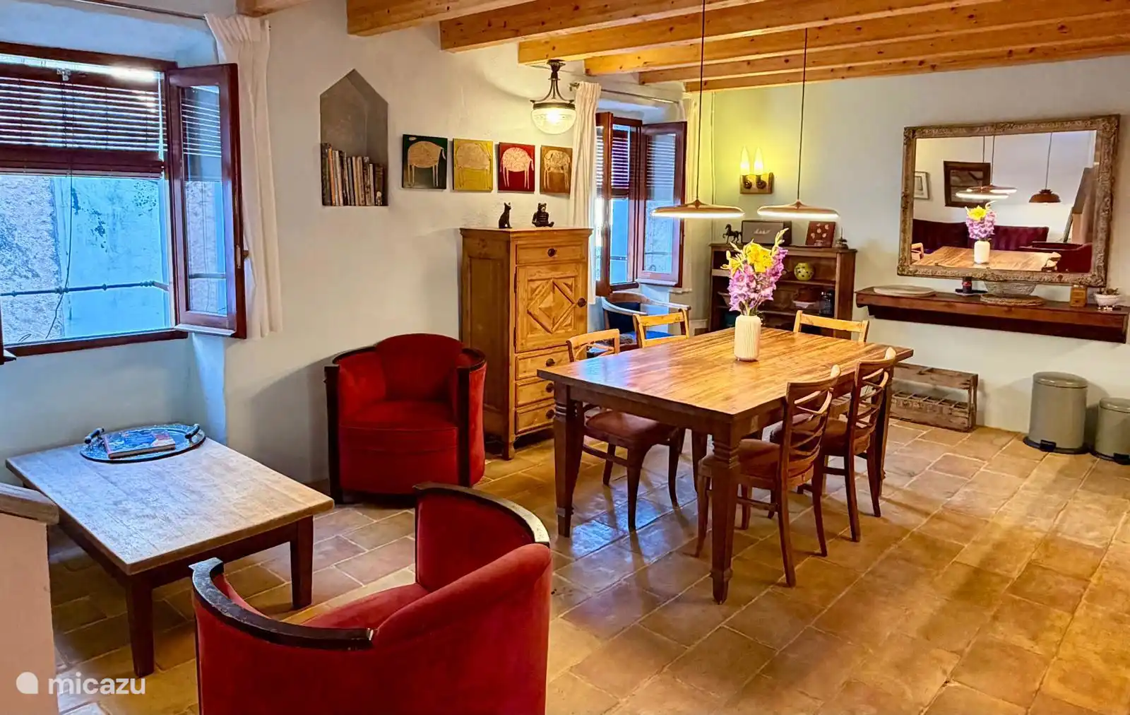 Eat-in kitchen