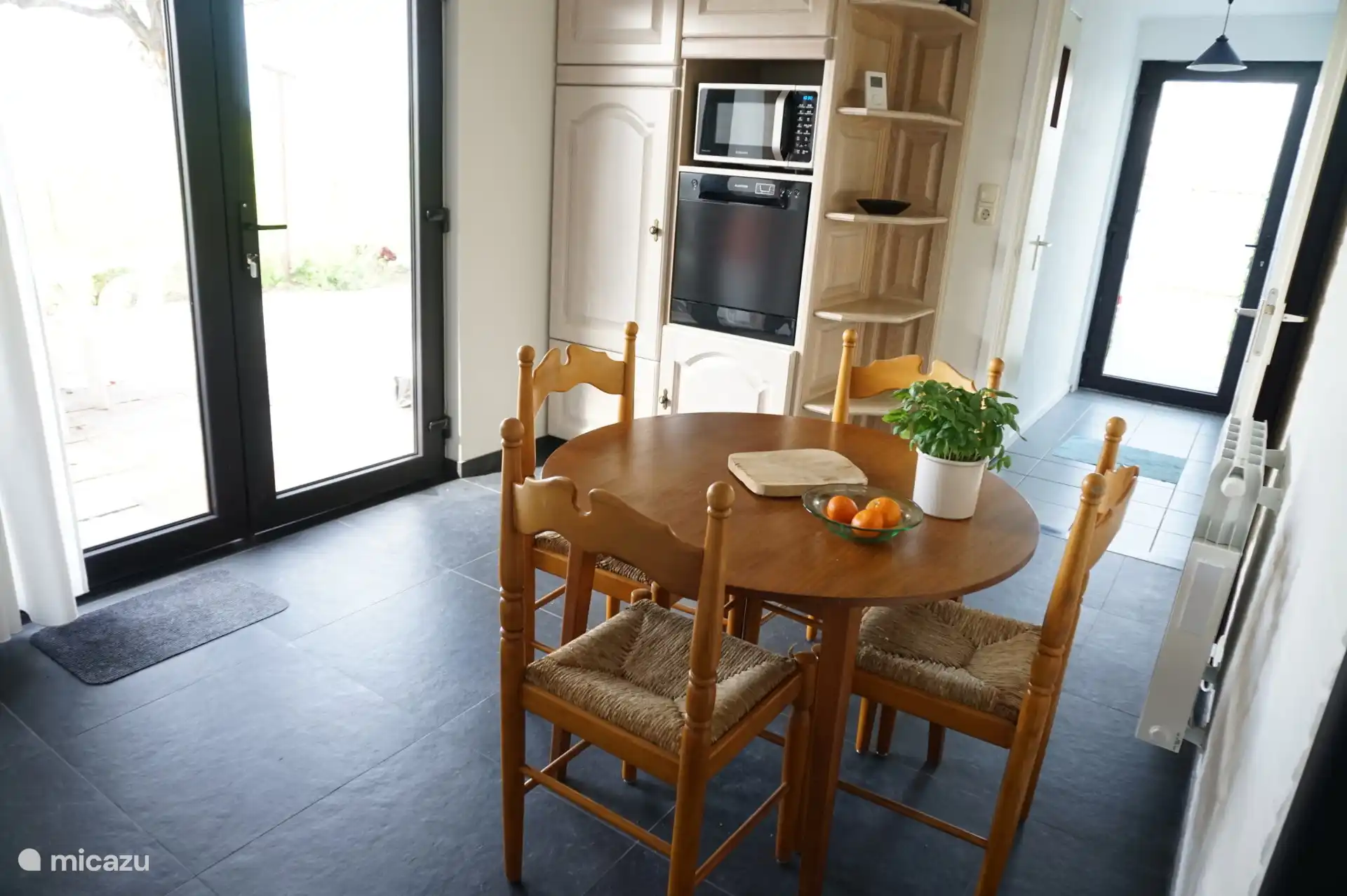Cocina - vestíbulo