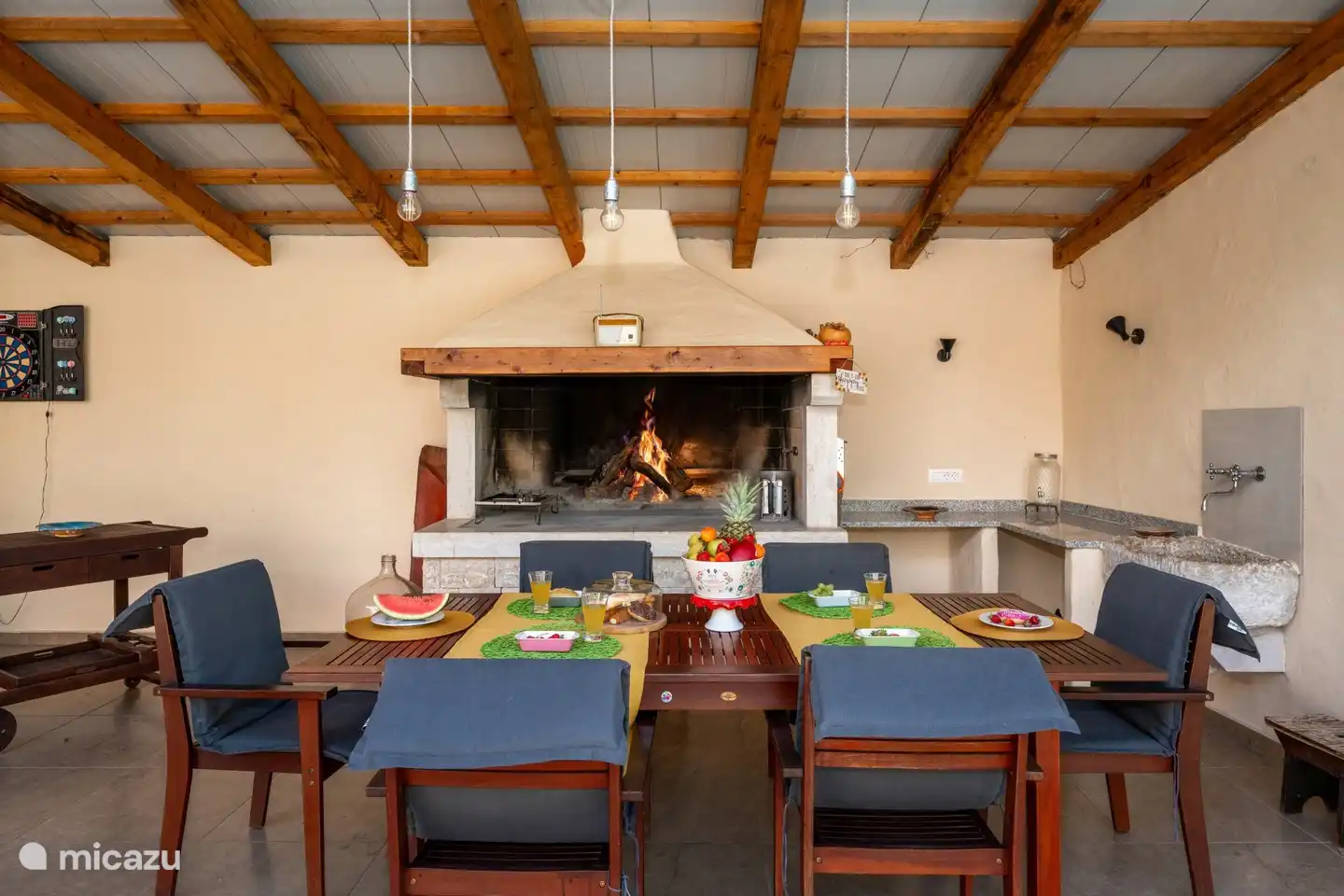 Mesa de comedor exterior