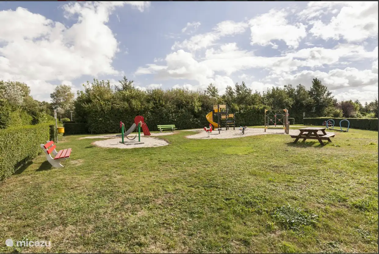 Speeltuin op het park Schoneveld