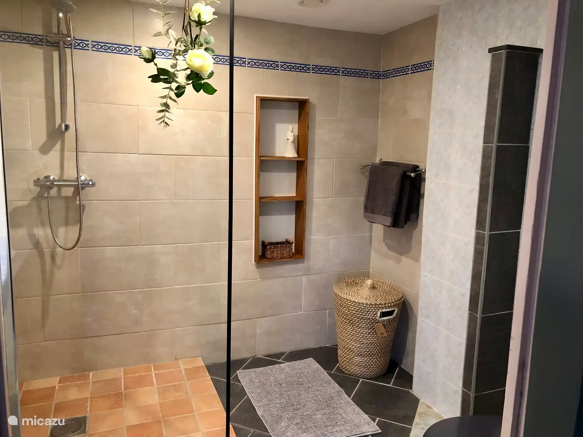 Ruime badkamer (nieuw in 2025)