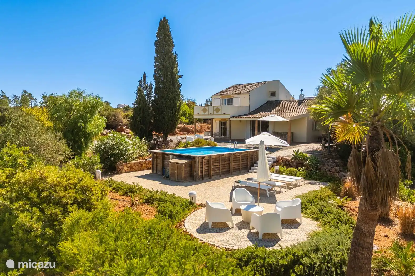  Casa Colinas Roxas in Portugal, Algarve, Quelfes - villa