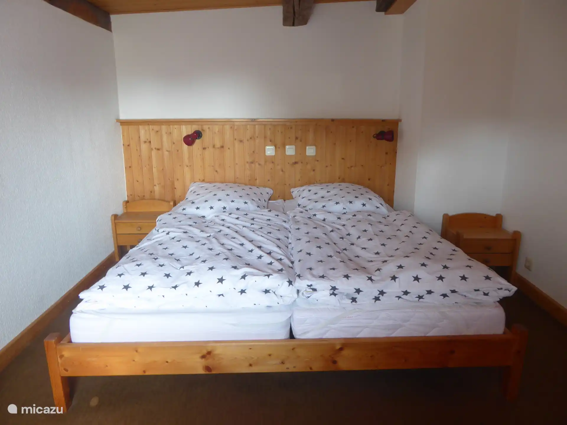 Slaapkamer met tweepersoonsbed