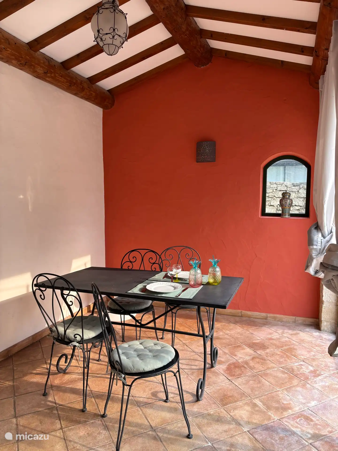 Mazet (pool house)
