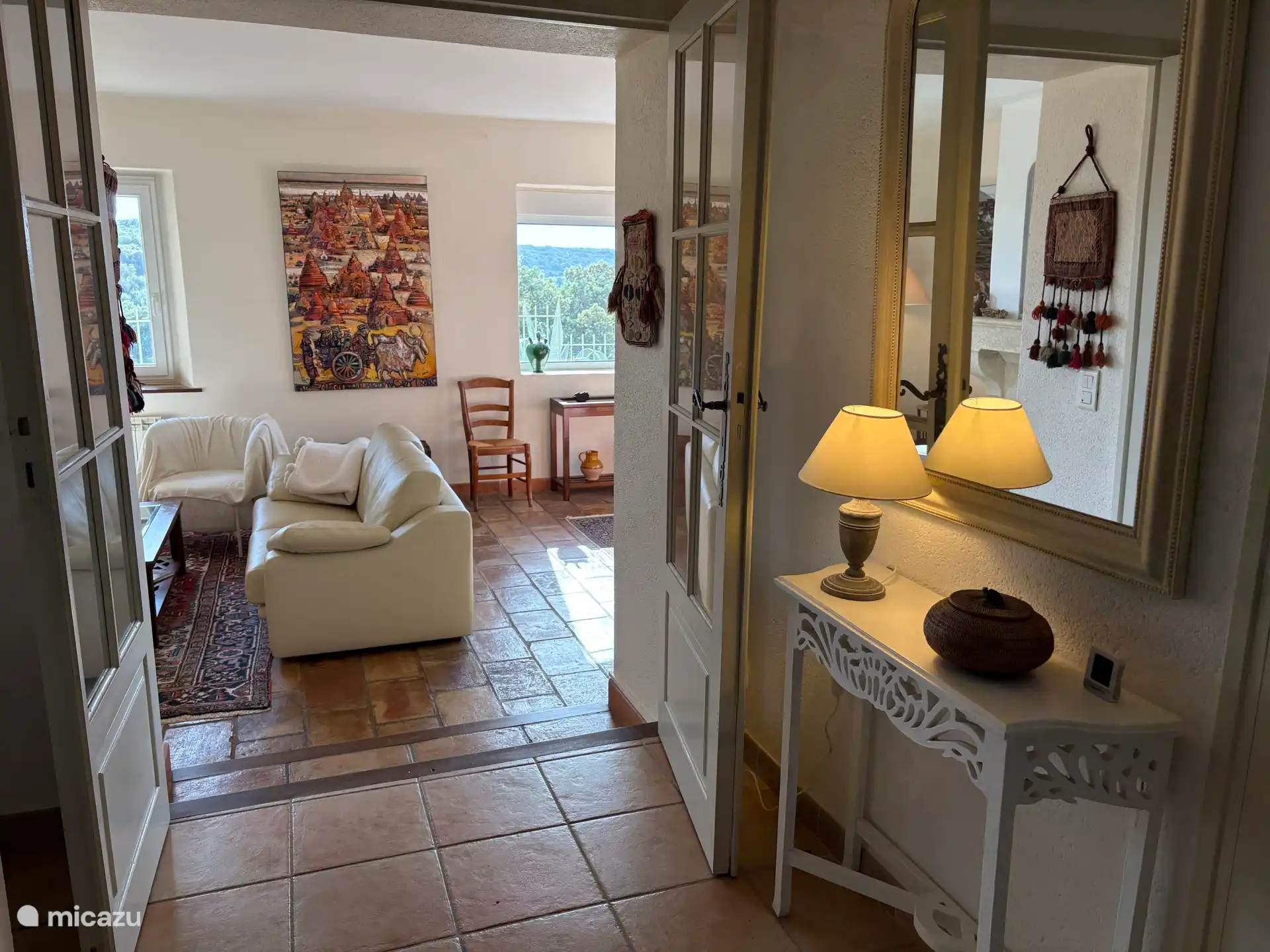 Living room - living room from the entrance 